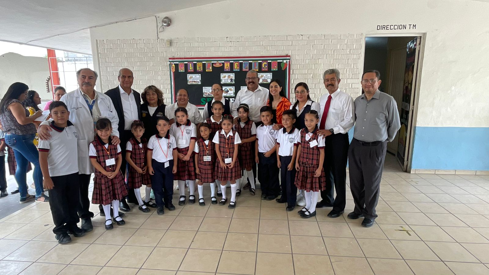 Arranca vacunación en planteles educativos