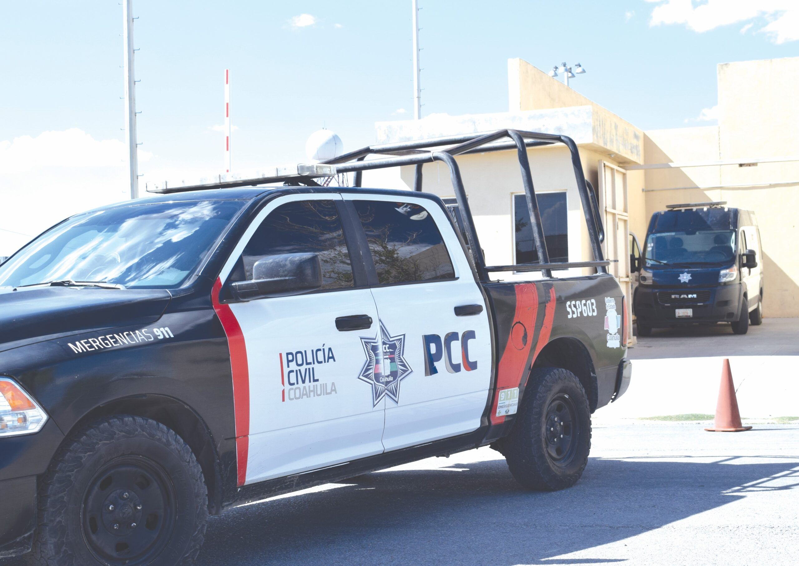 Los acusan de robo y daños por 3 millones