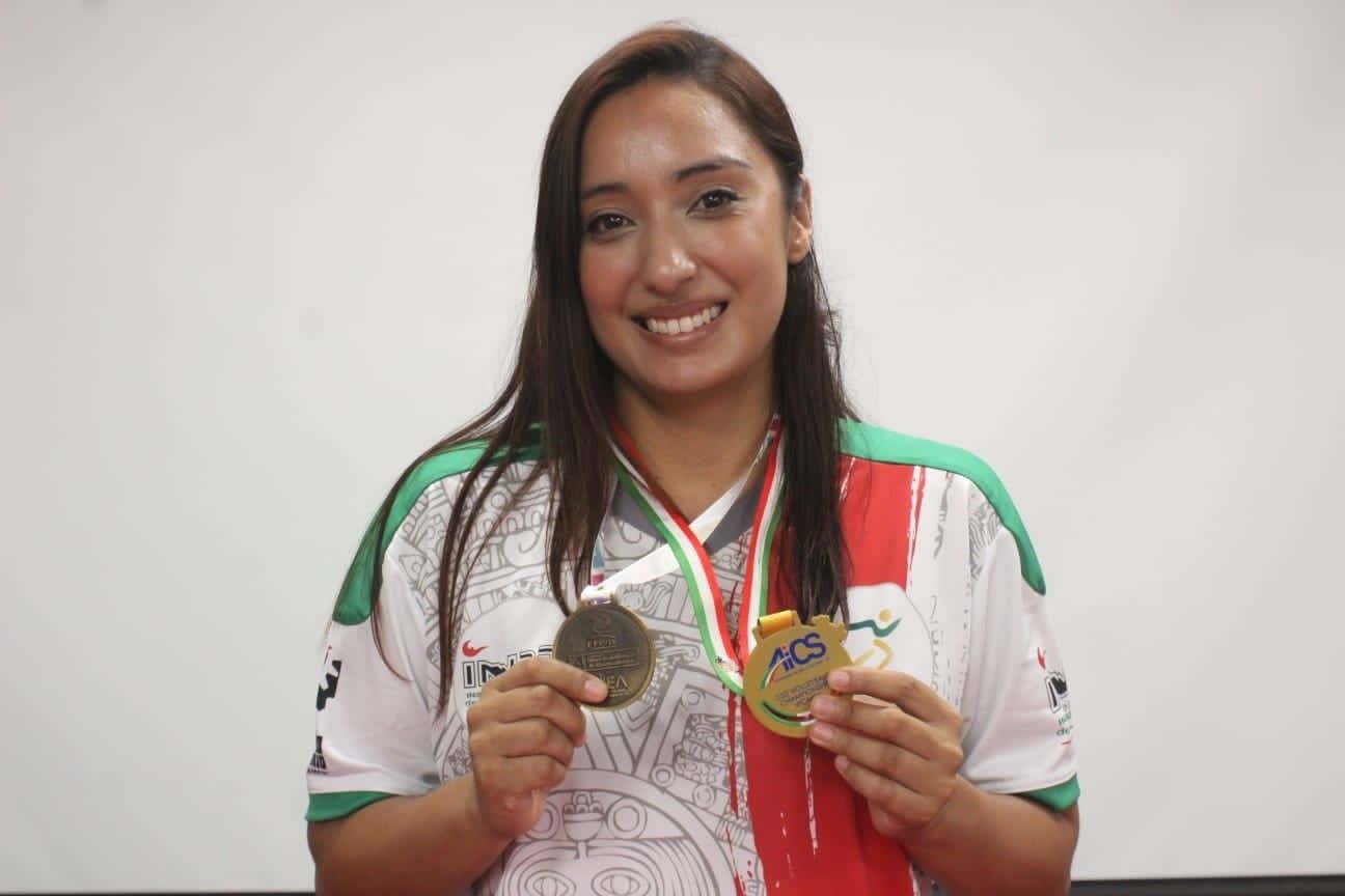 ¡CAMPEONA DE NUEVO!