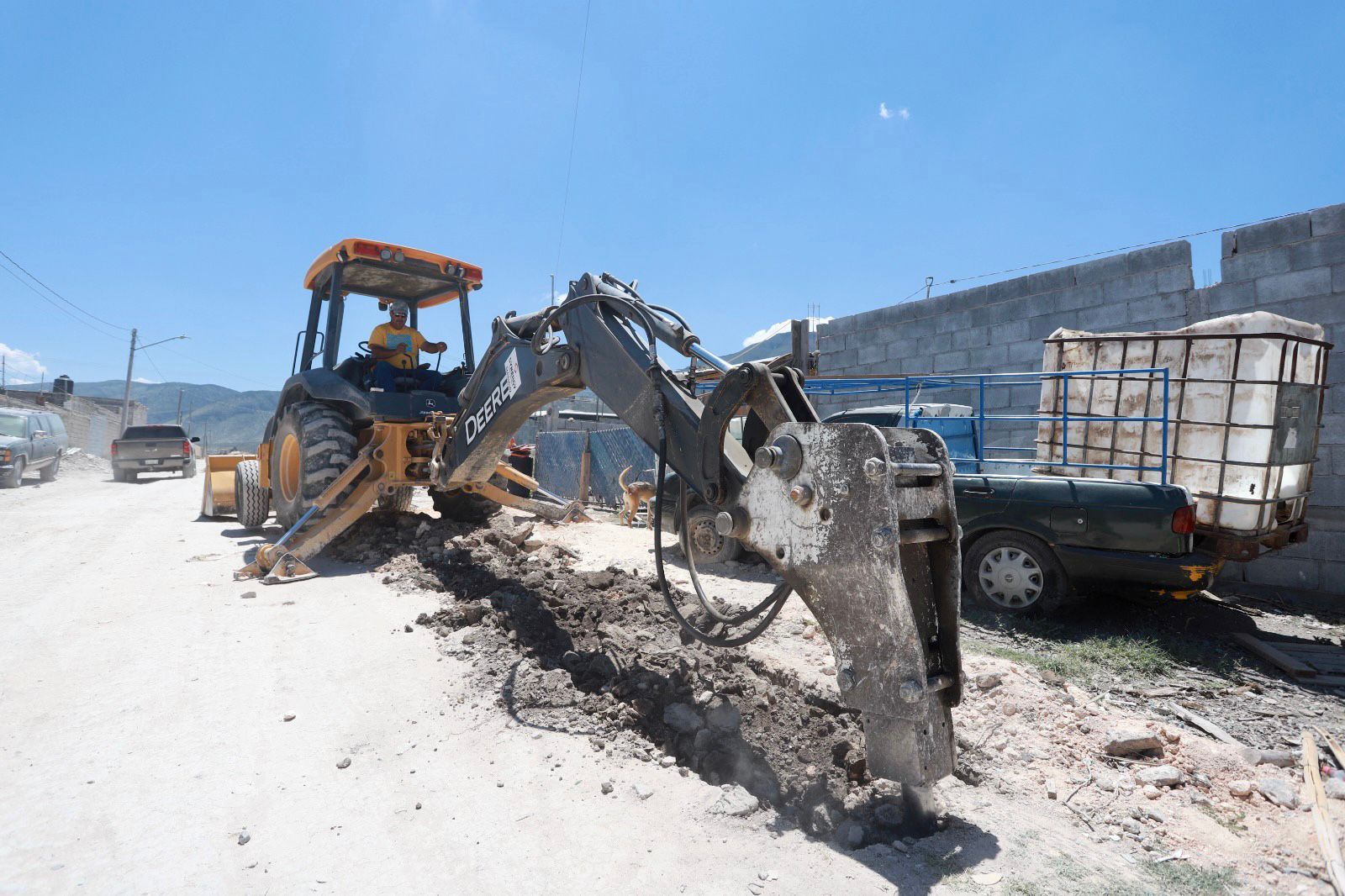 Abate Saltillo atraso en servicios básicos