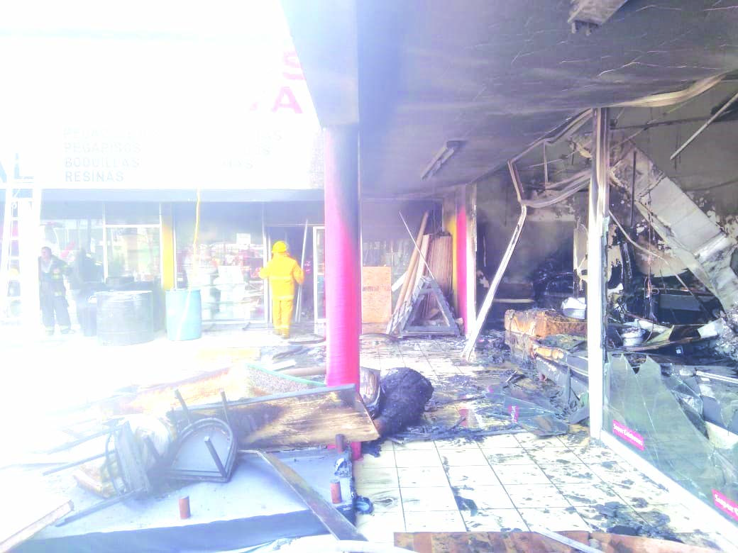 Destruye incendio Súper Colchones