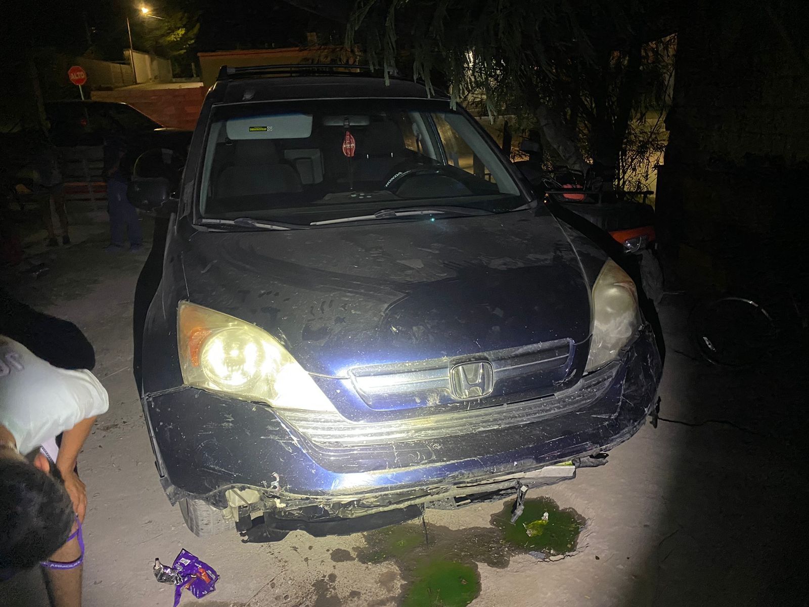 Ex novio toxico le choca automóvil