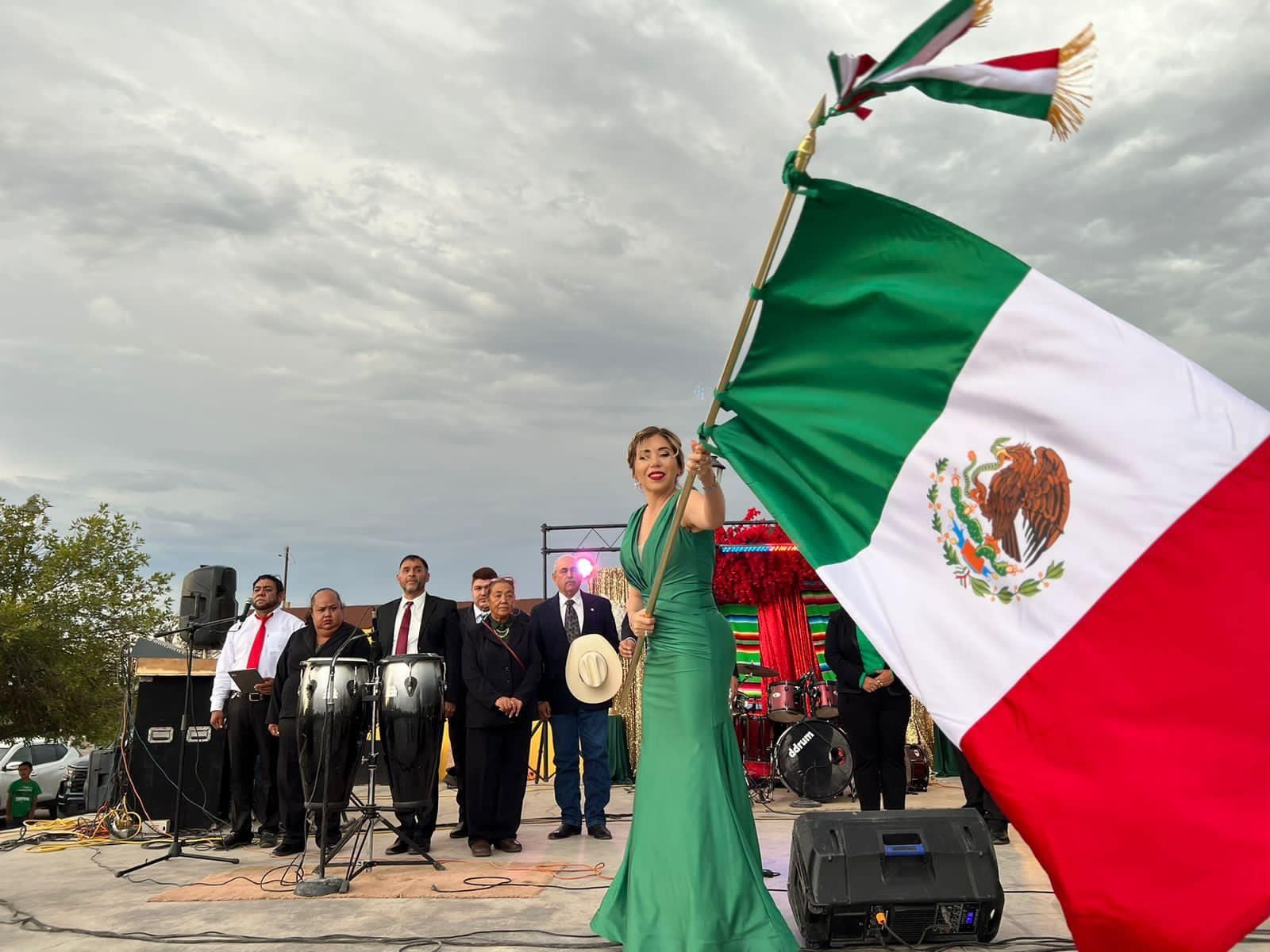 Celebra Múzquiz con Unión y Patriotismo