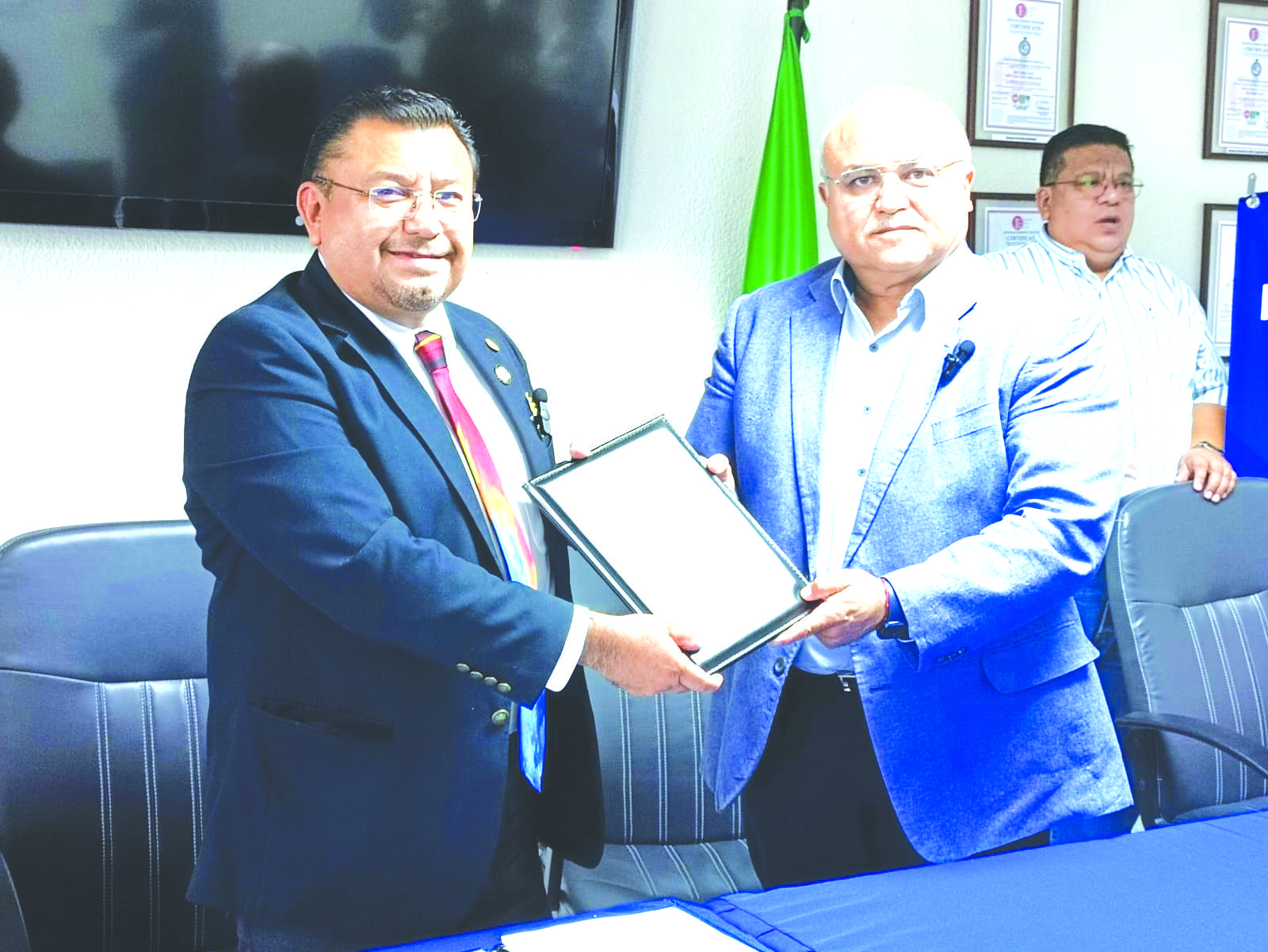 Apoya Club Rotario a estudiantes del TEC