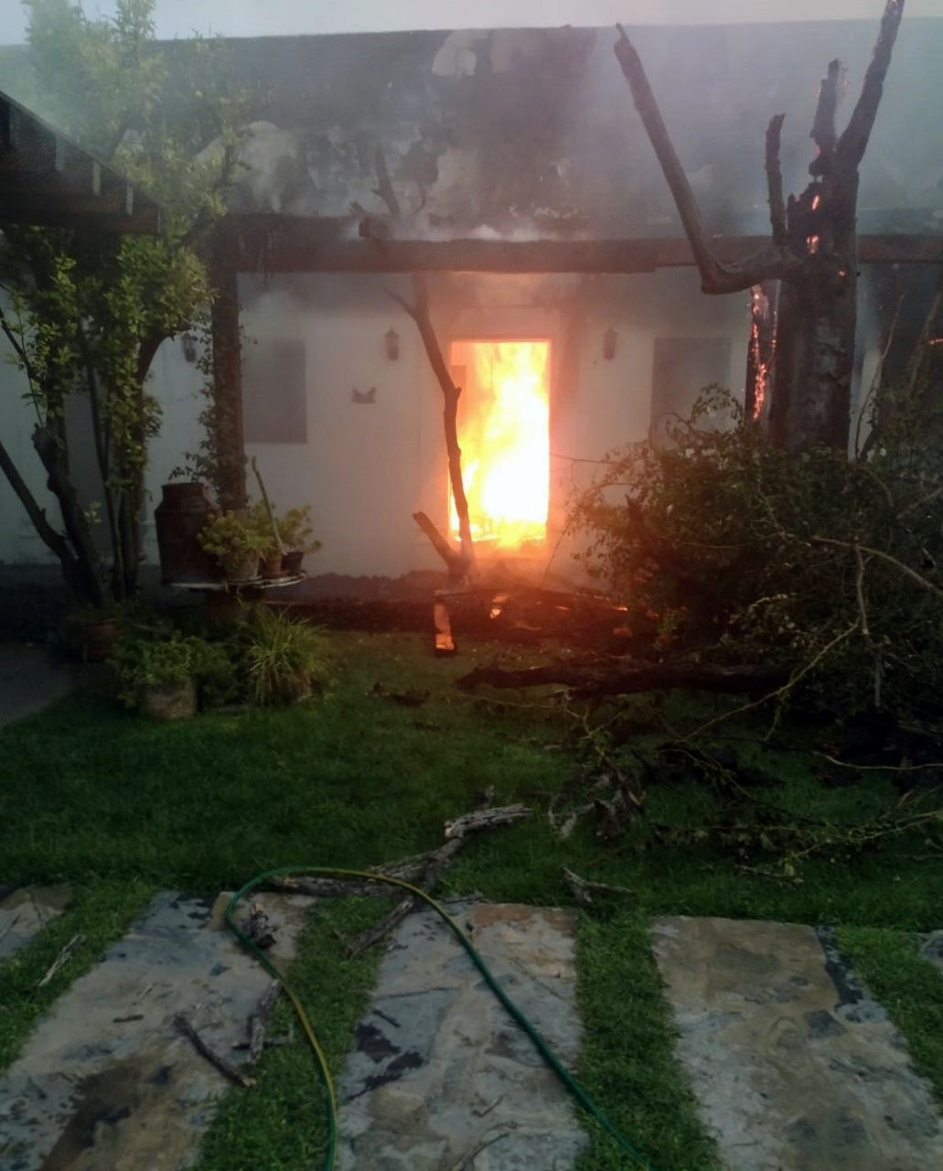 Se incendia hotel La Casona en Parras