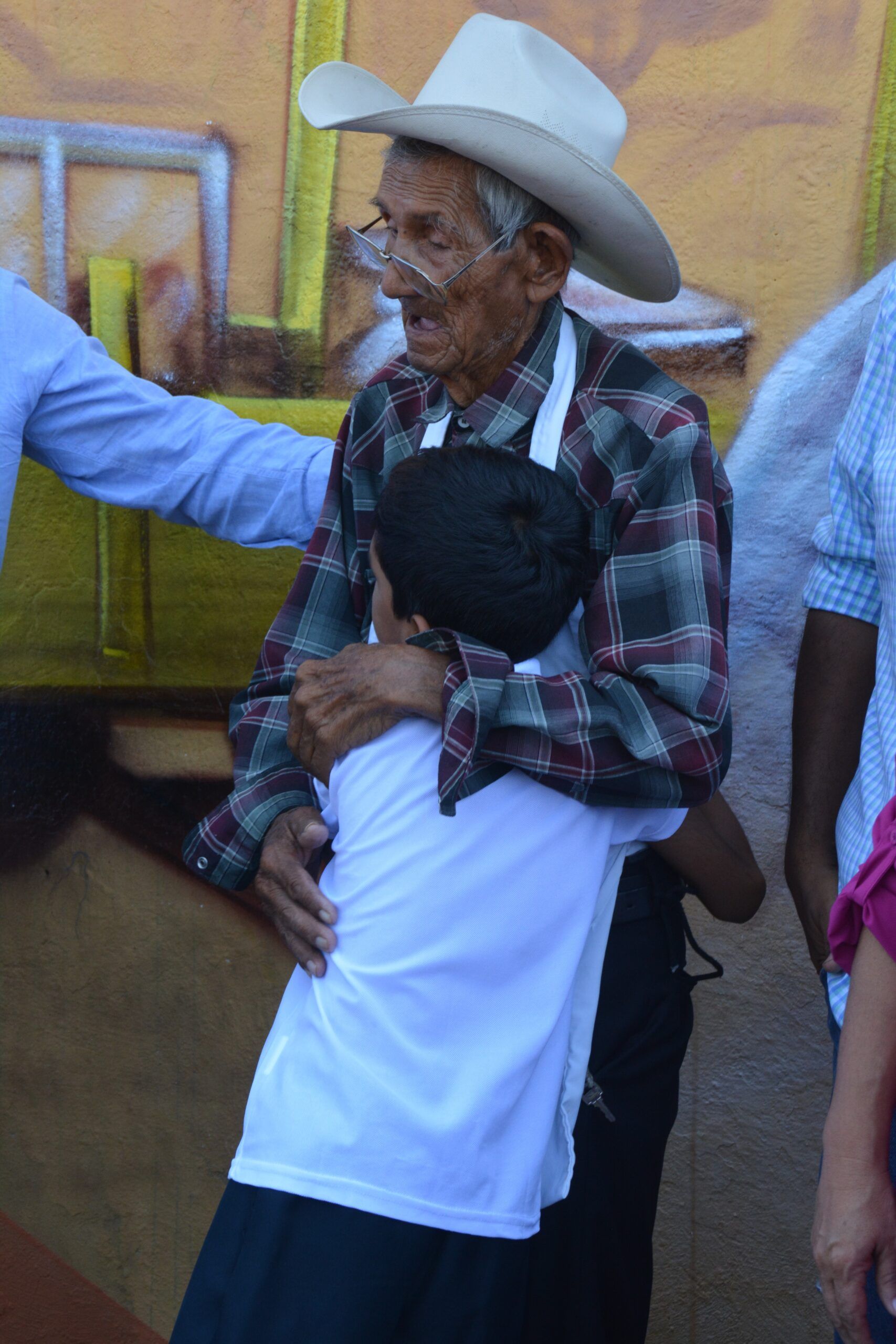 Agradece a Dios cumplir 100 años