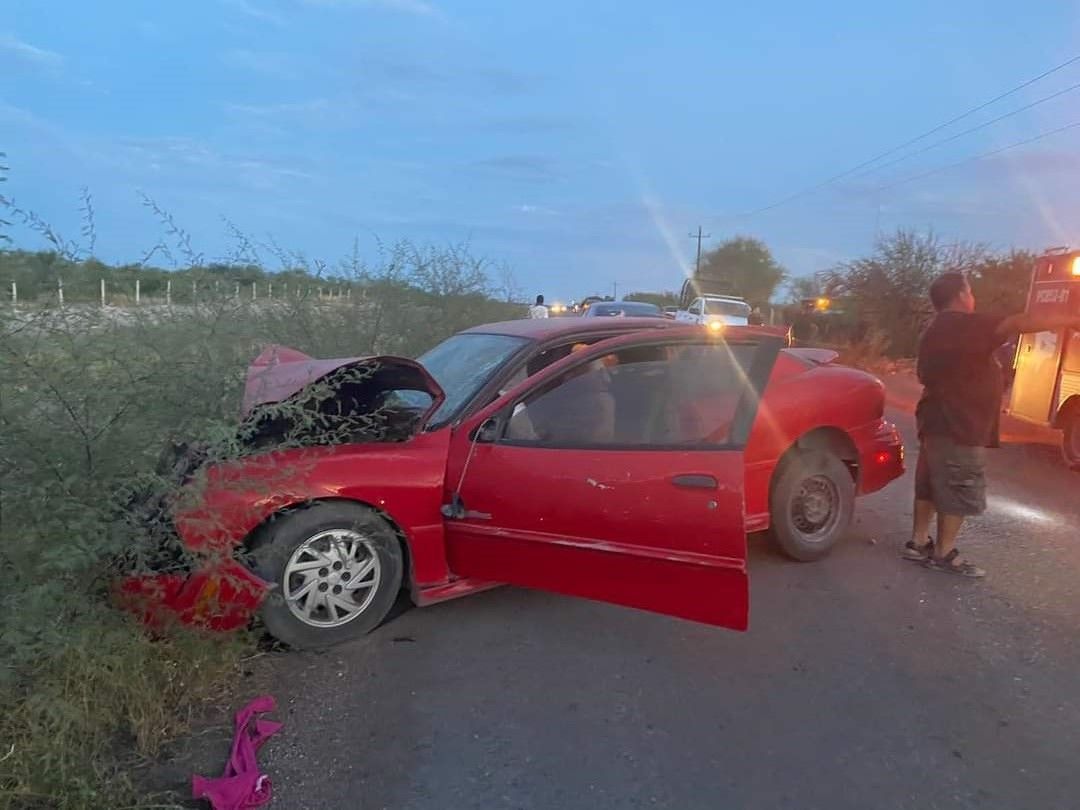 Provoca ebrio accidente Resultan dos personas lesionadas