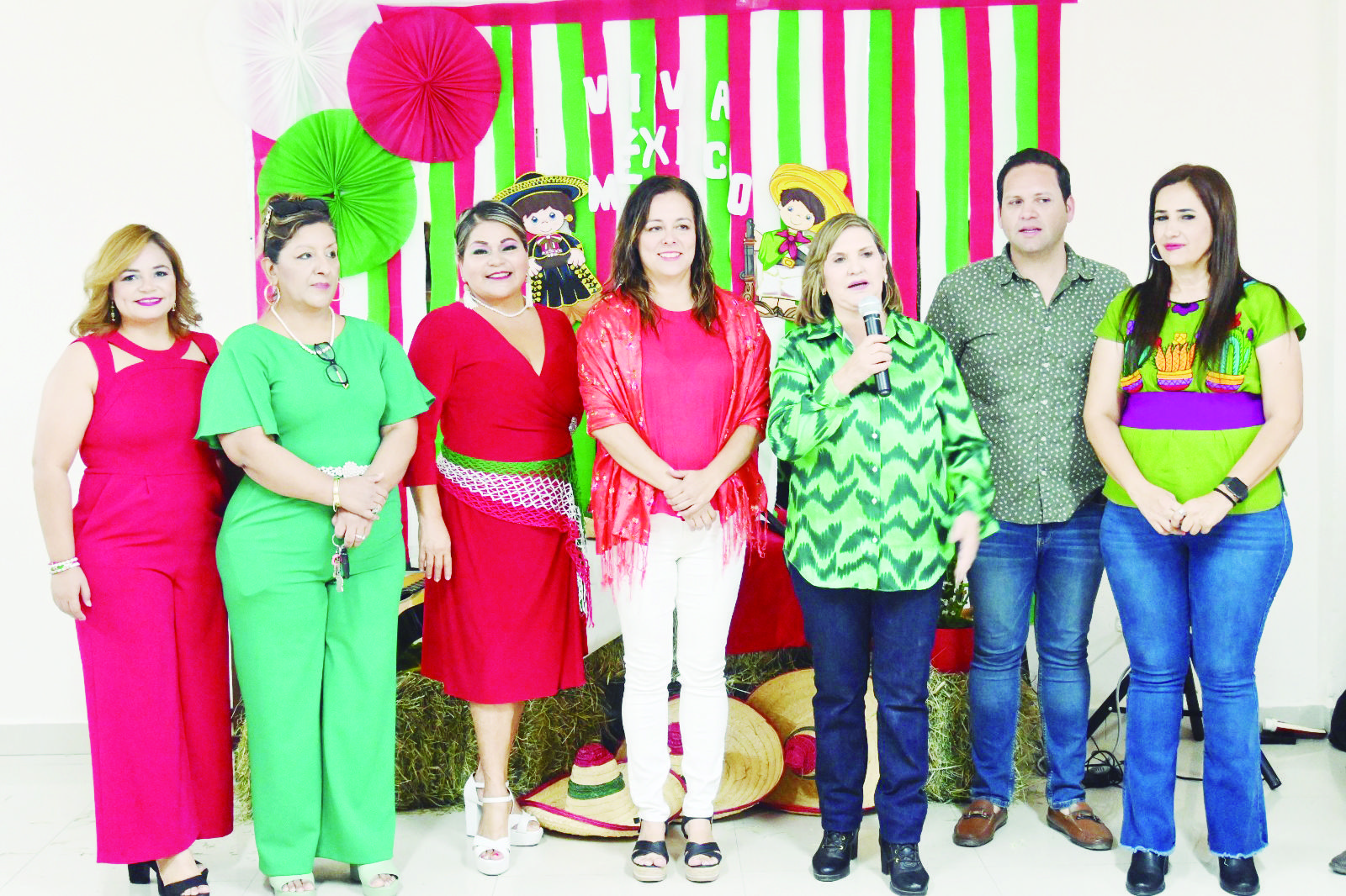 Celebra DIF gran fiesta mexicana