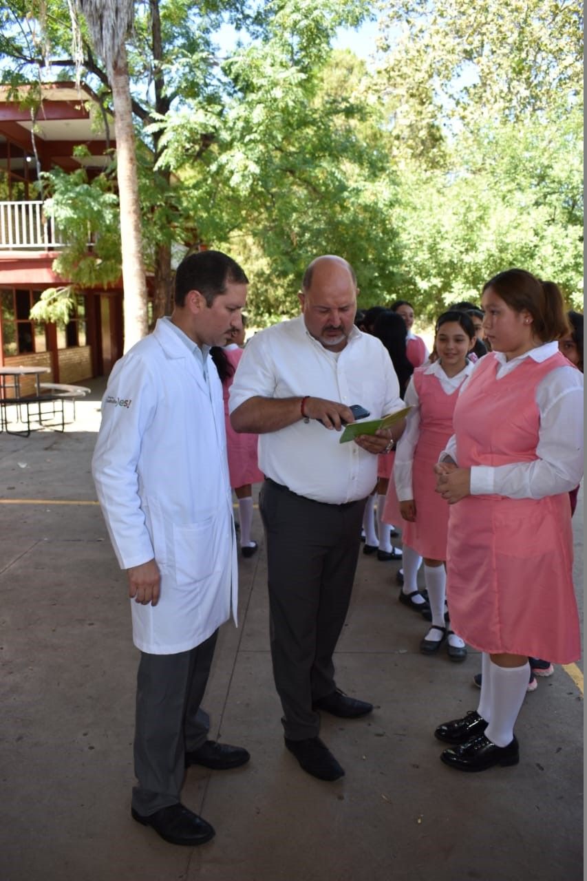 Continúa jornada de vacunación anti VPH