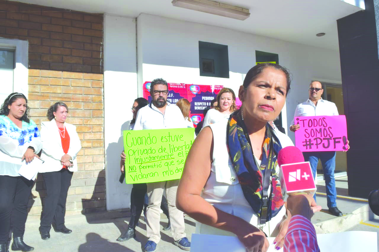 Protestan en el PJF por embates de 4T