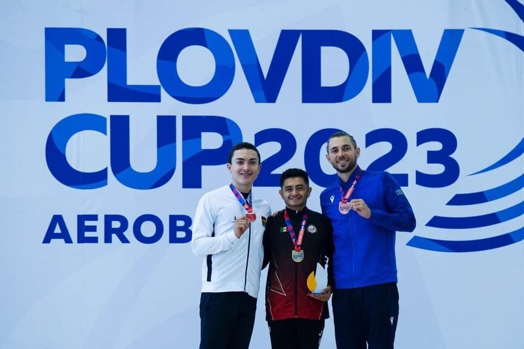 Coahuilense campeón en mundial de gimnasia