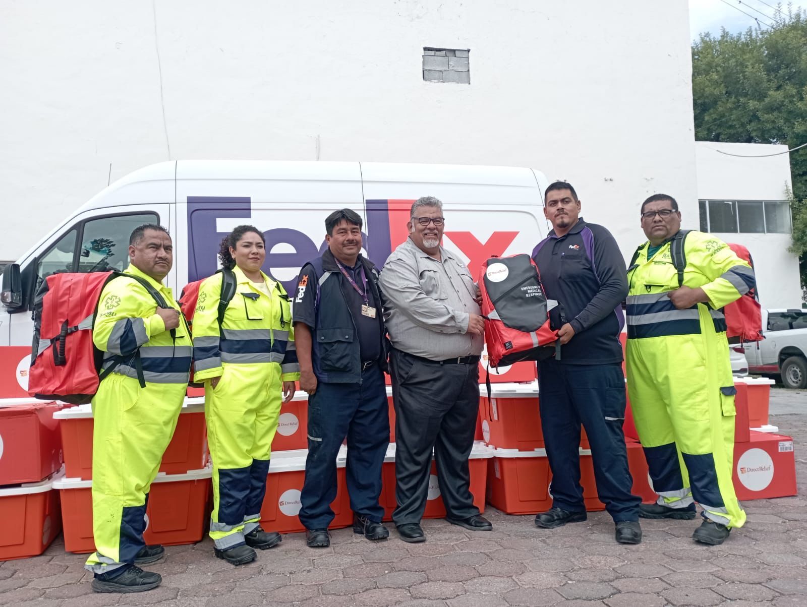 Recibe Salud kits para atención de inmigrantes