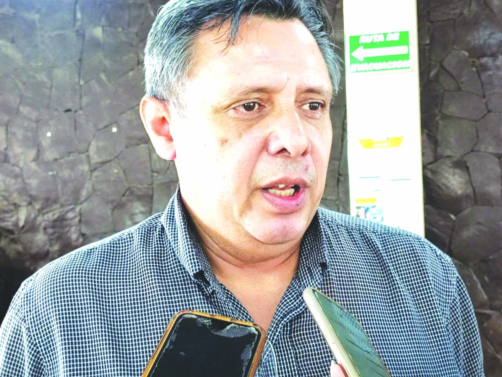 Ofrece FIME asesoría a alumnos de primaria