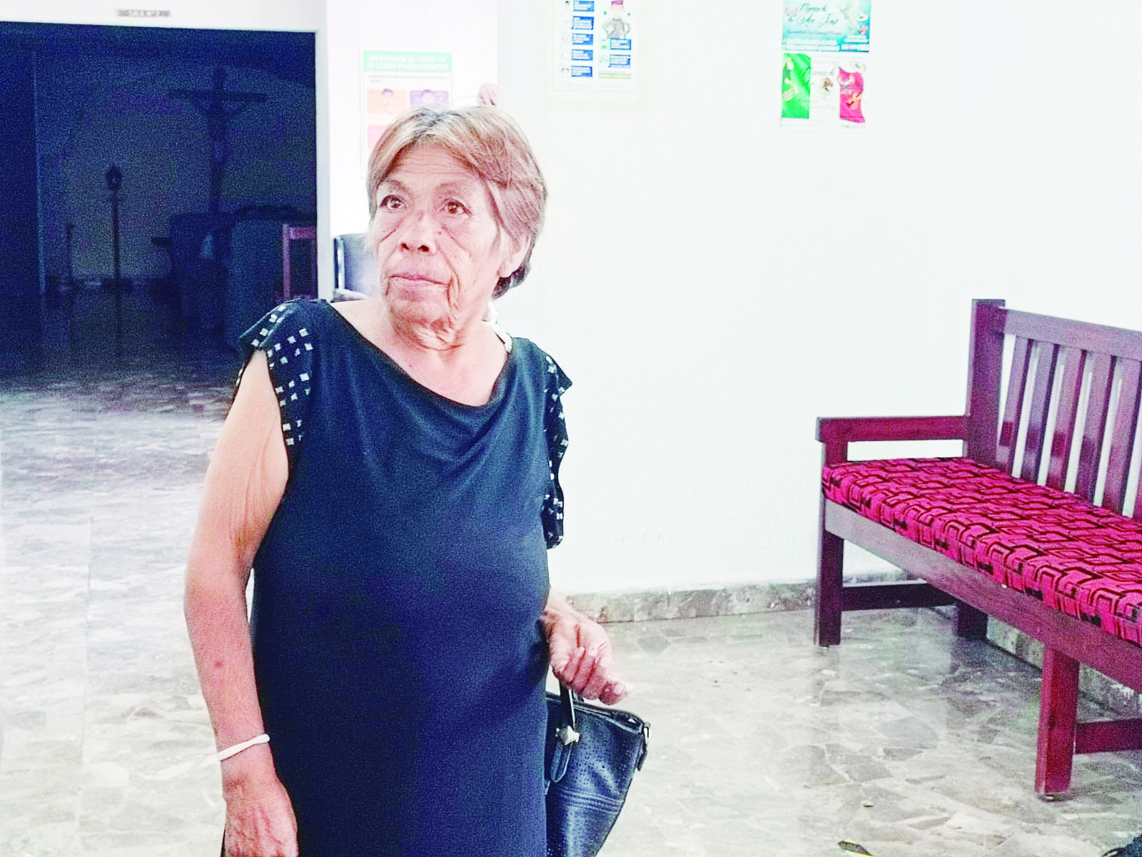 Cuidará la abuela a hermanos de Emily