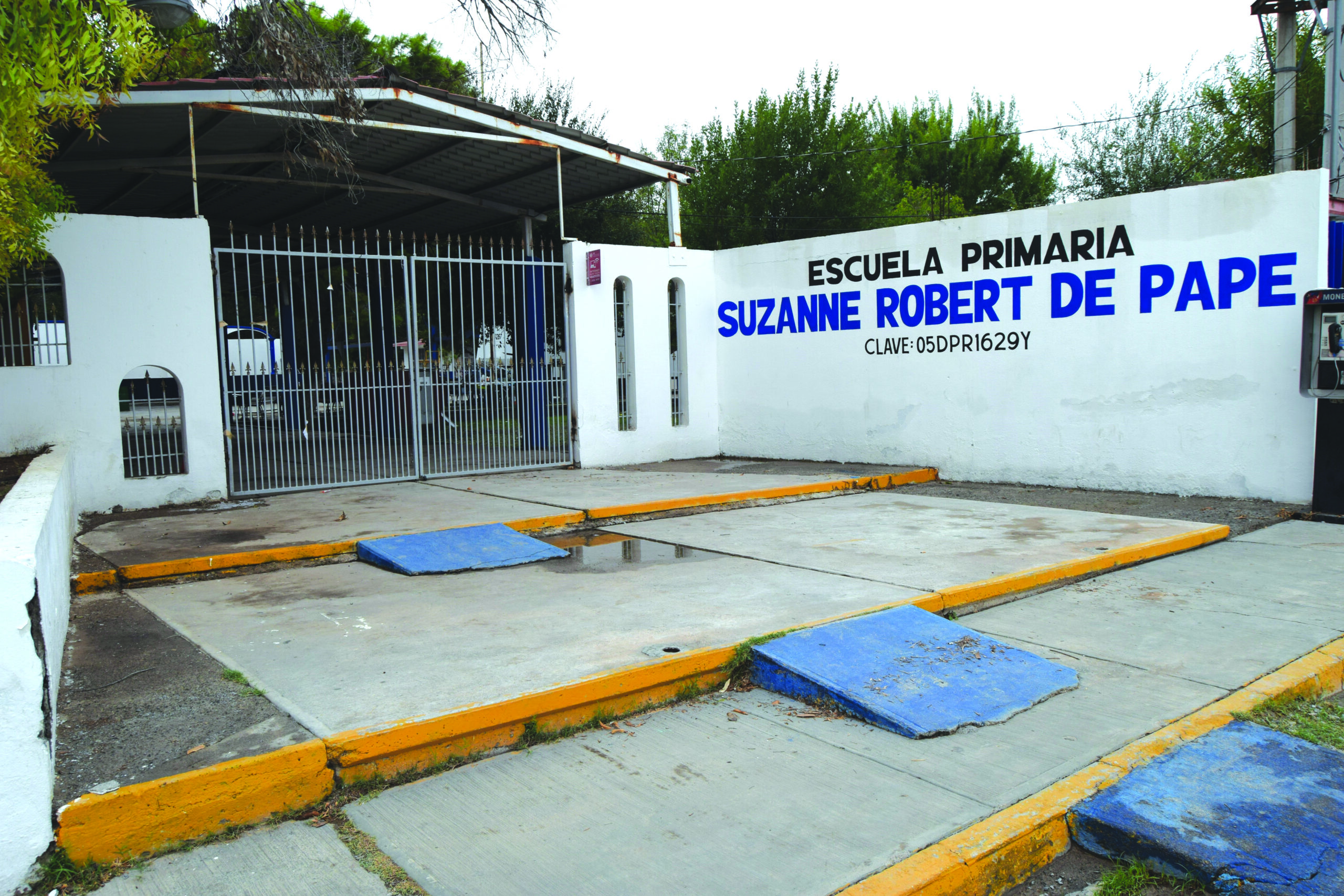 Afectan lluvias torrenciales escuelas en los tres niveles