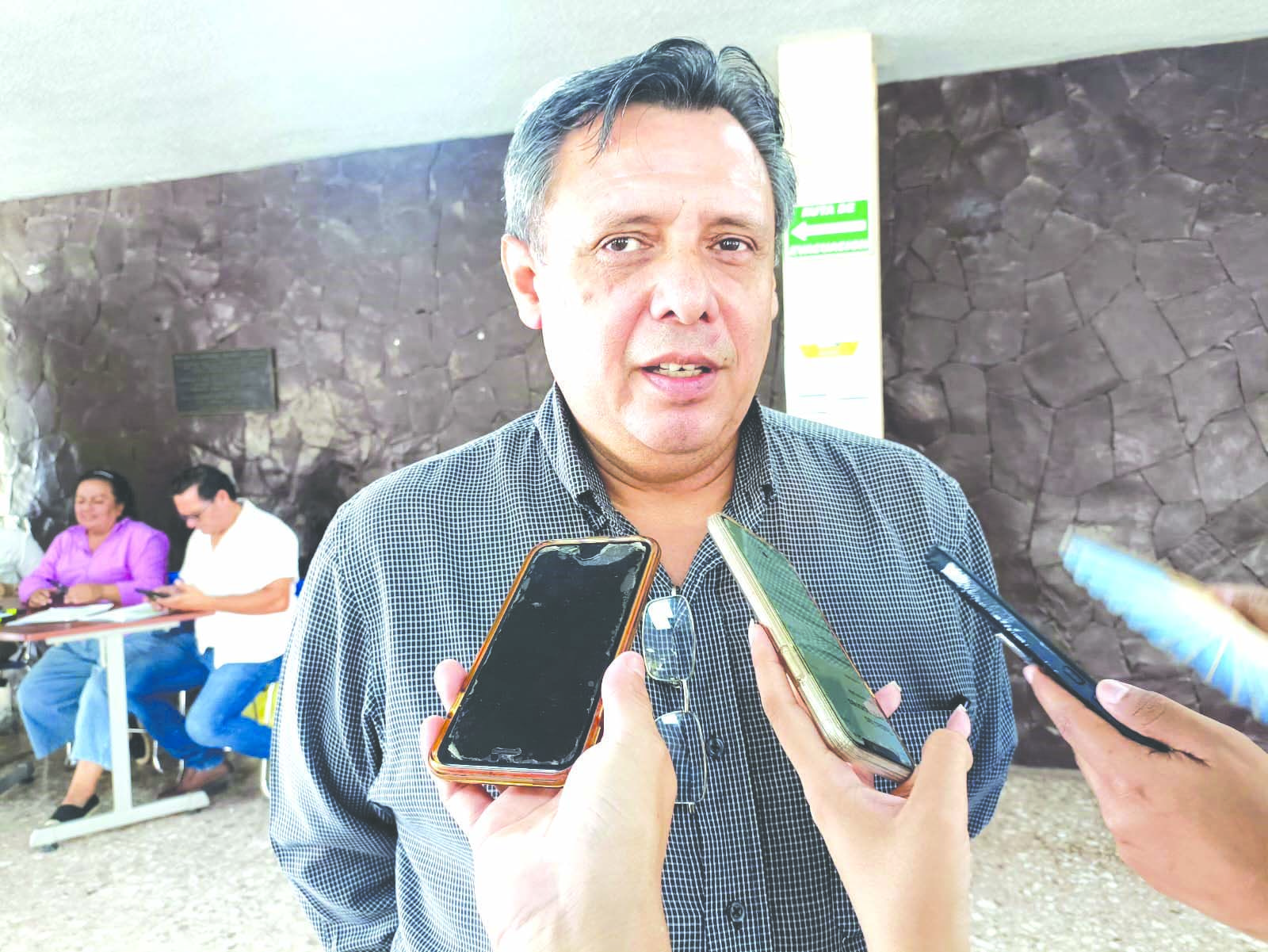 Prevé la FIME integrar carrera de Mecatrónica