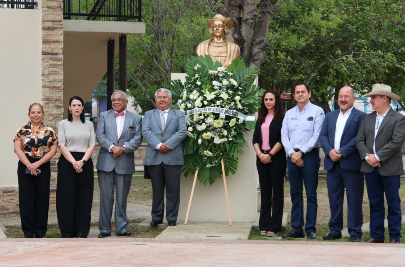 Conmemora Sabinas Día de la Nación Pluricultural