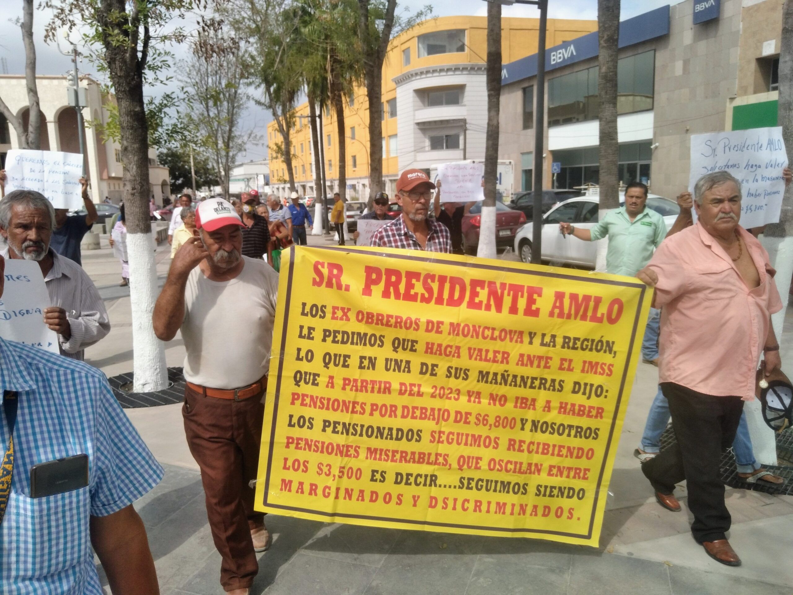 Preocupan a AMLO más migrantes que nosotros”