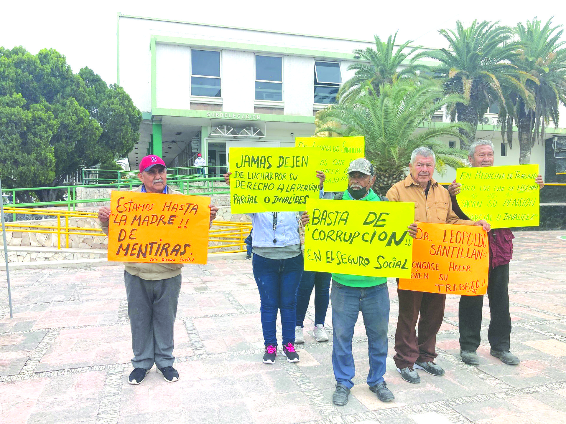 Plantón permanente ante mini pensiones
