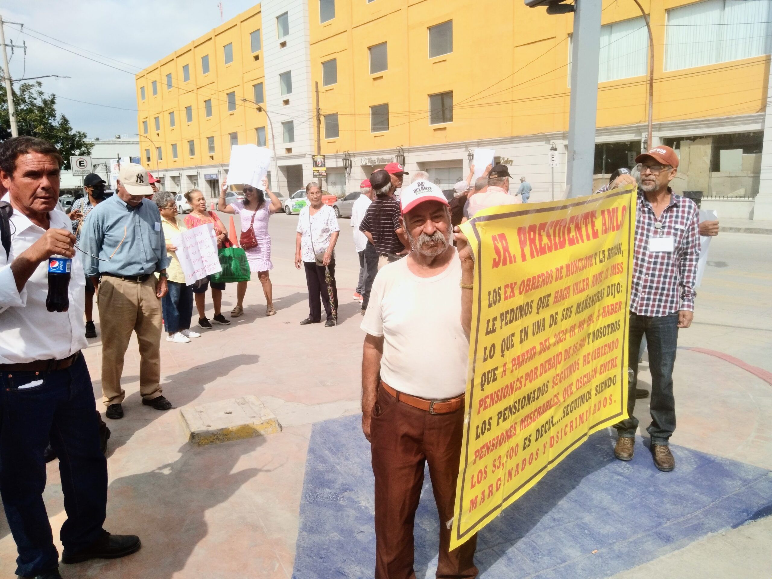 Mueren pensionados con ingresos raquíticos