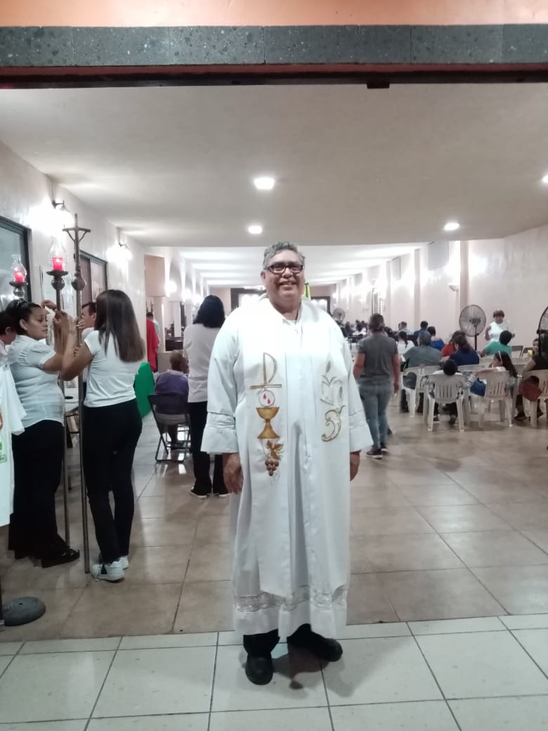 Cantan mañanitas en la iglesia San Judas