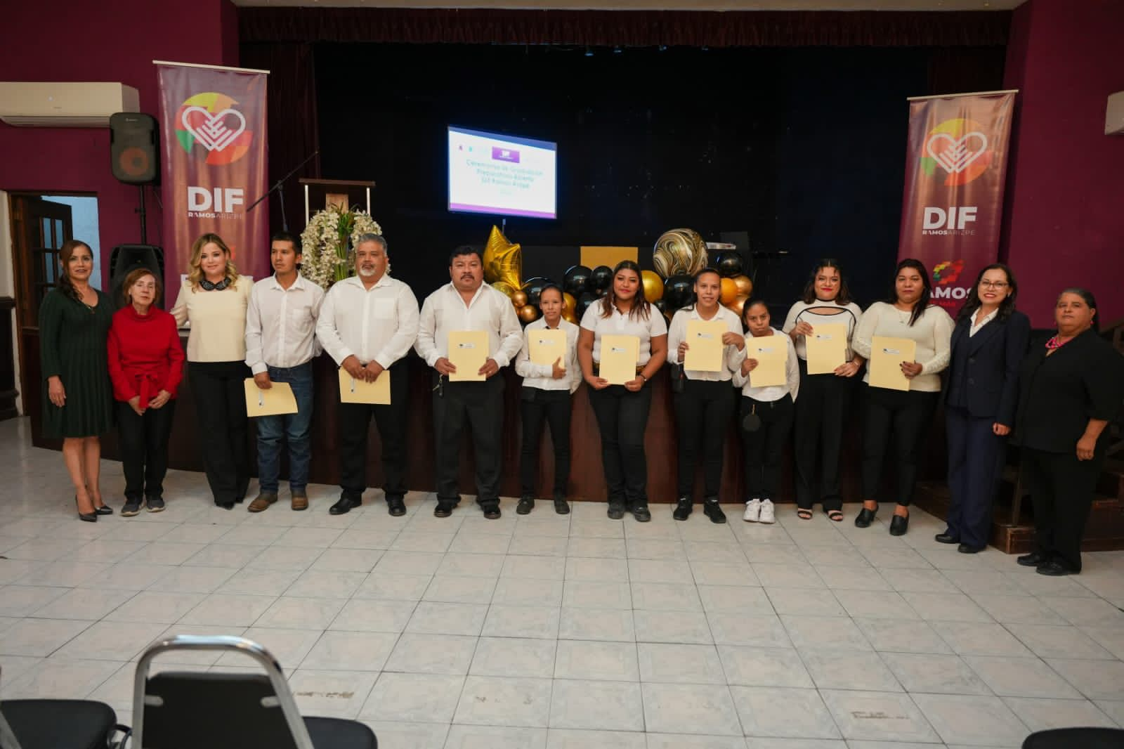 EGRESA NUEVA GENERACIÓN DE PREPA ABIERTA DEL DIF RAMOS ARIZPE