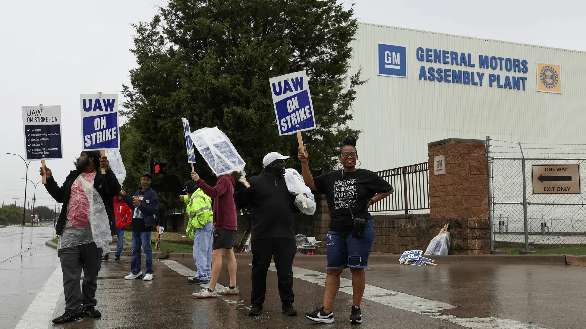 La huelga automotriz en Estados Unidos cierra la planta más rentable de GM