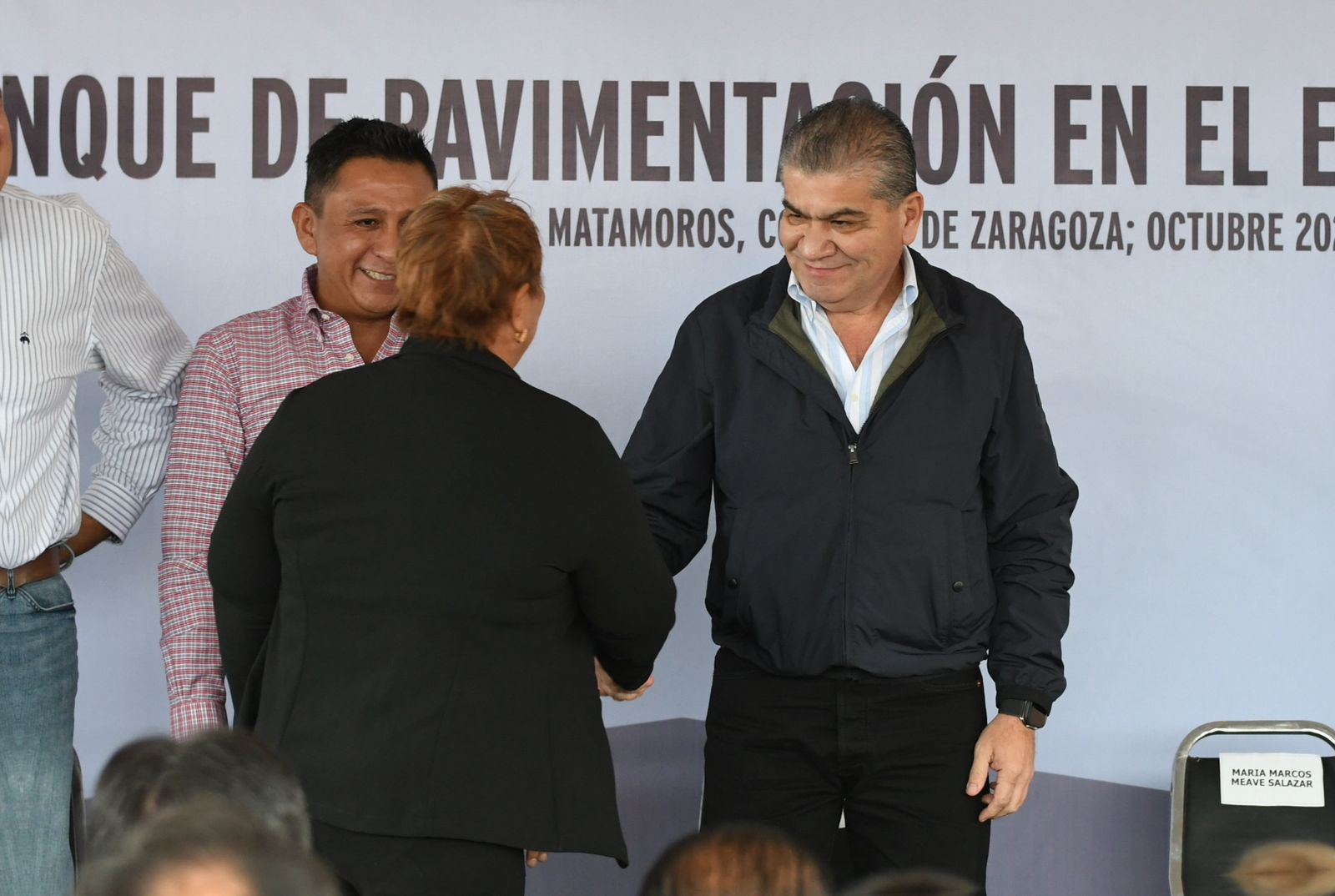 MARS DA BANDERAZO DE ARRANQUE A PAVIMENTACION EN EJIDO FLOR DE MAYO, EN MATAMOROS