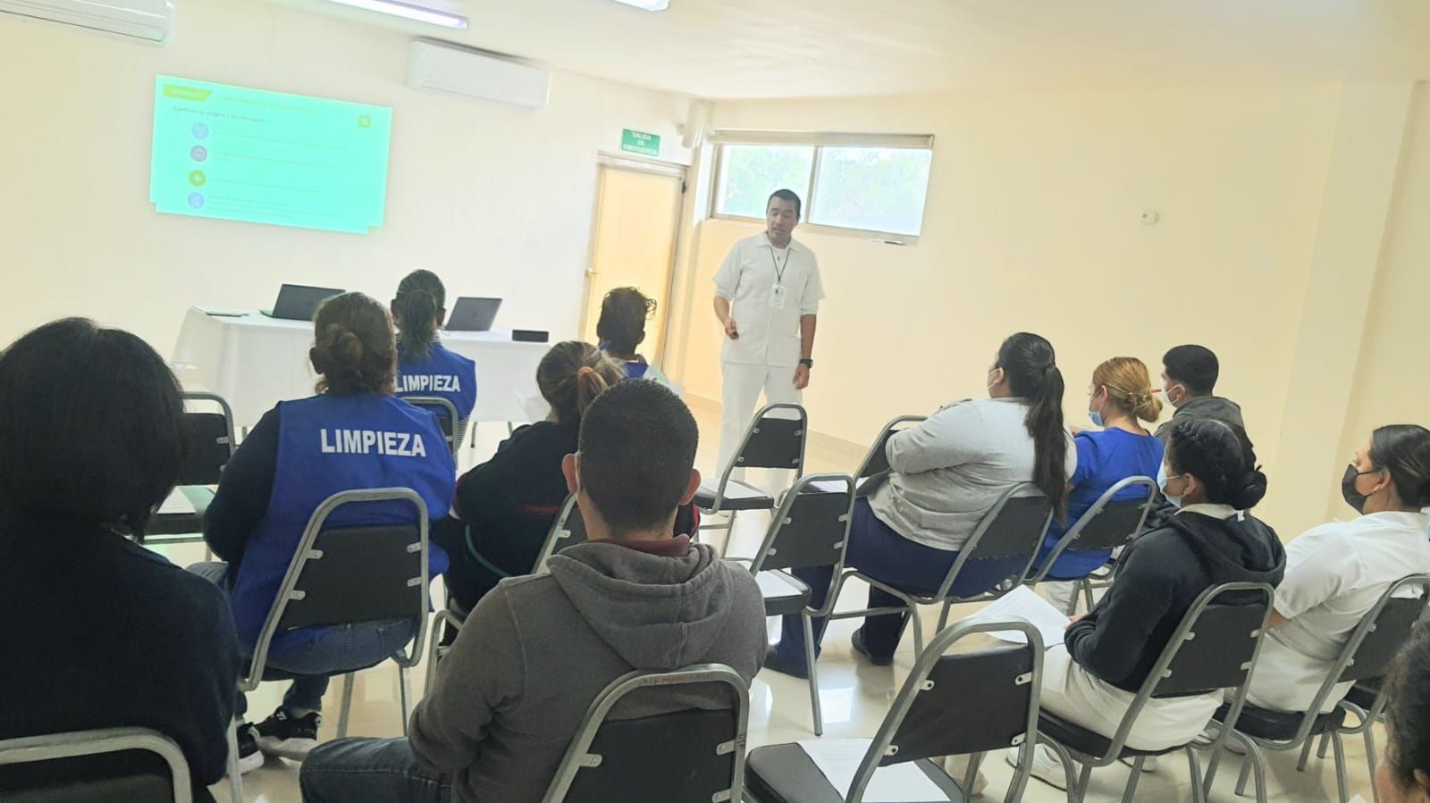 Lleva a cabo DIF taller sobre salud mental