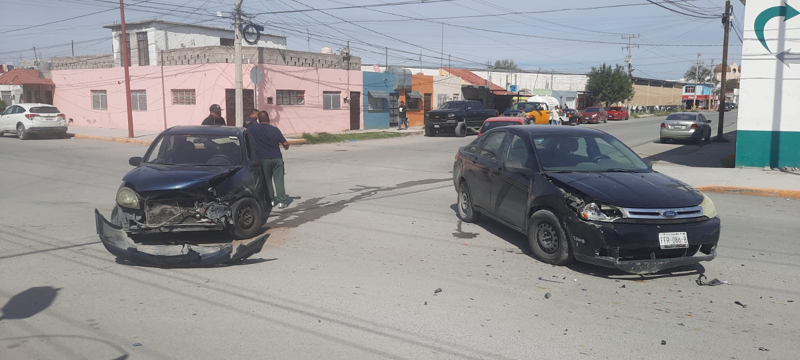 Daños de consideración deja potente accidente