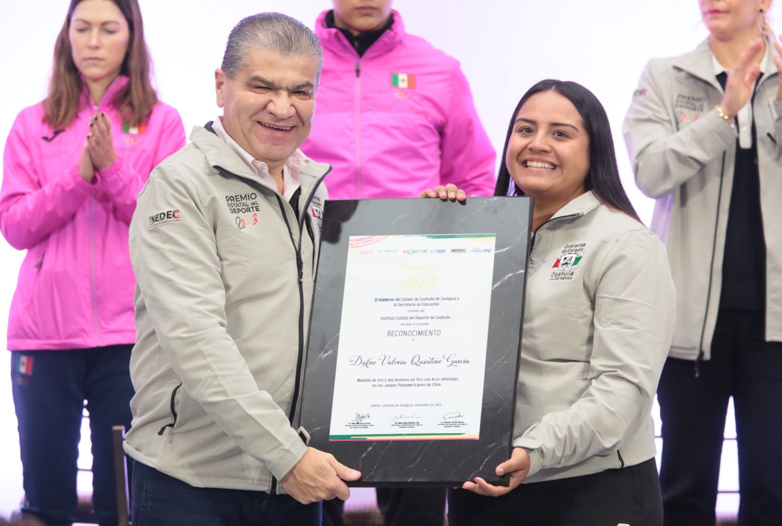Gana Dafne premio Estatal del Deporte