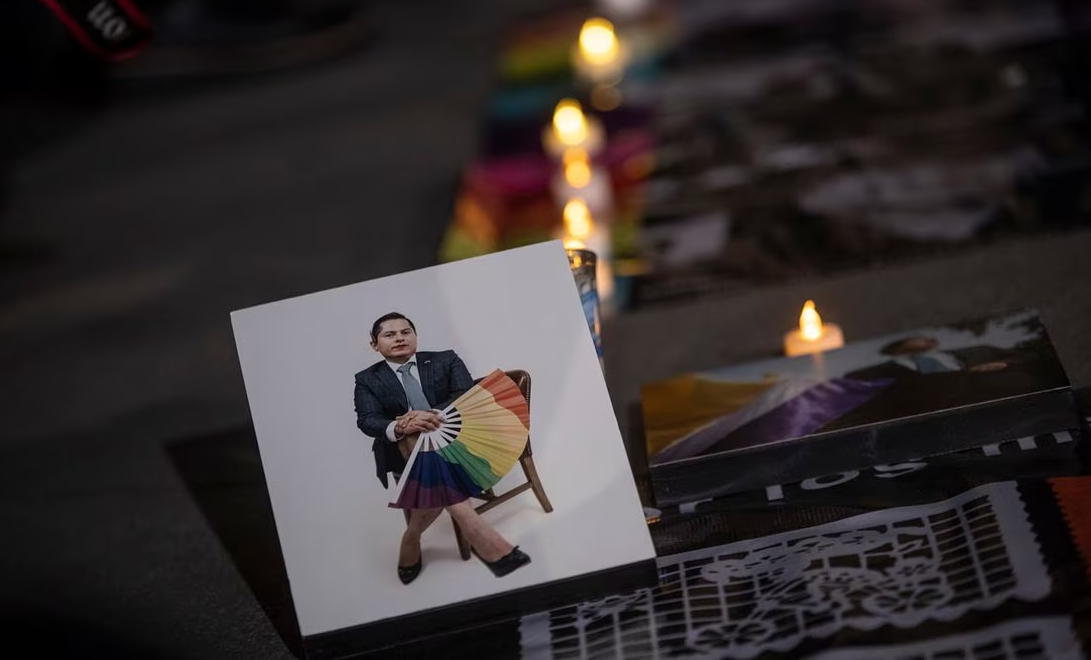 Organizaciones LGBTTTIQ+ exigen a la FGR atraer investigación sobre muerte violenta de le magistrade Ociel Baena