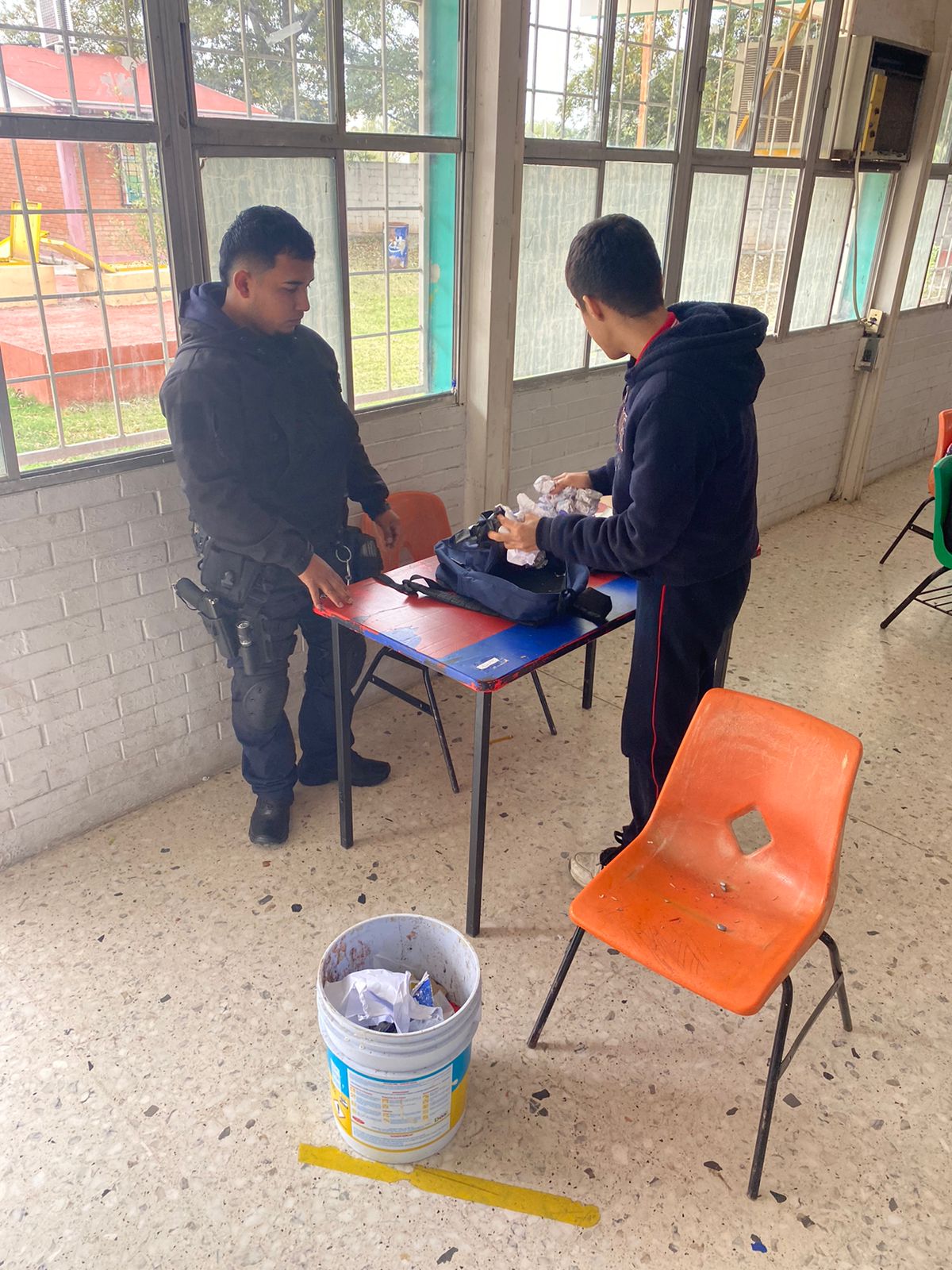 Concientiza SP Sabinas a estudiantes sobre suicidio