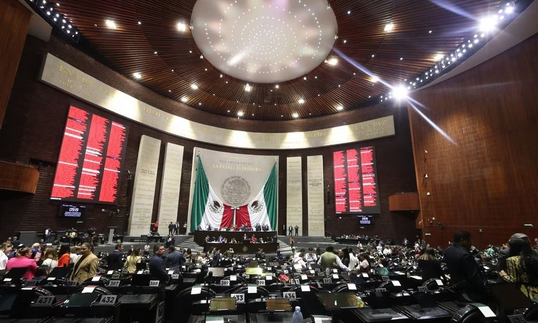 Diputados devuelven a comisiones dictamen de reducción a jornada laboral