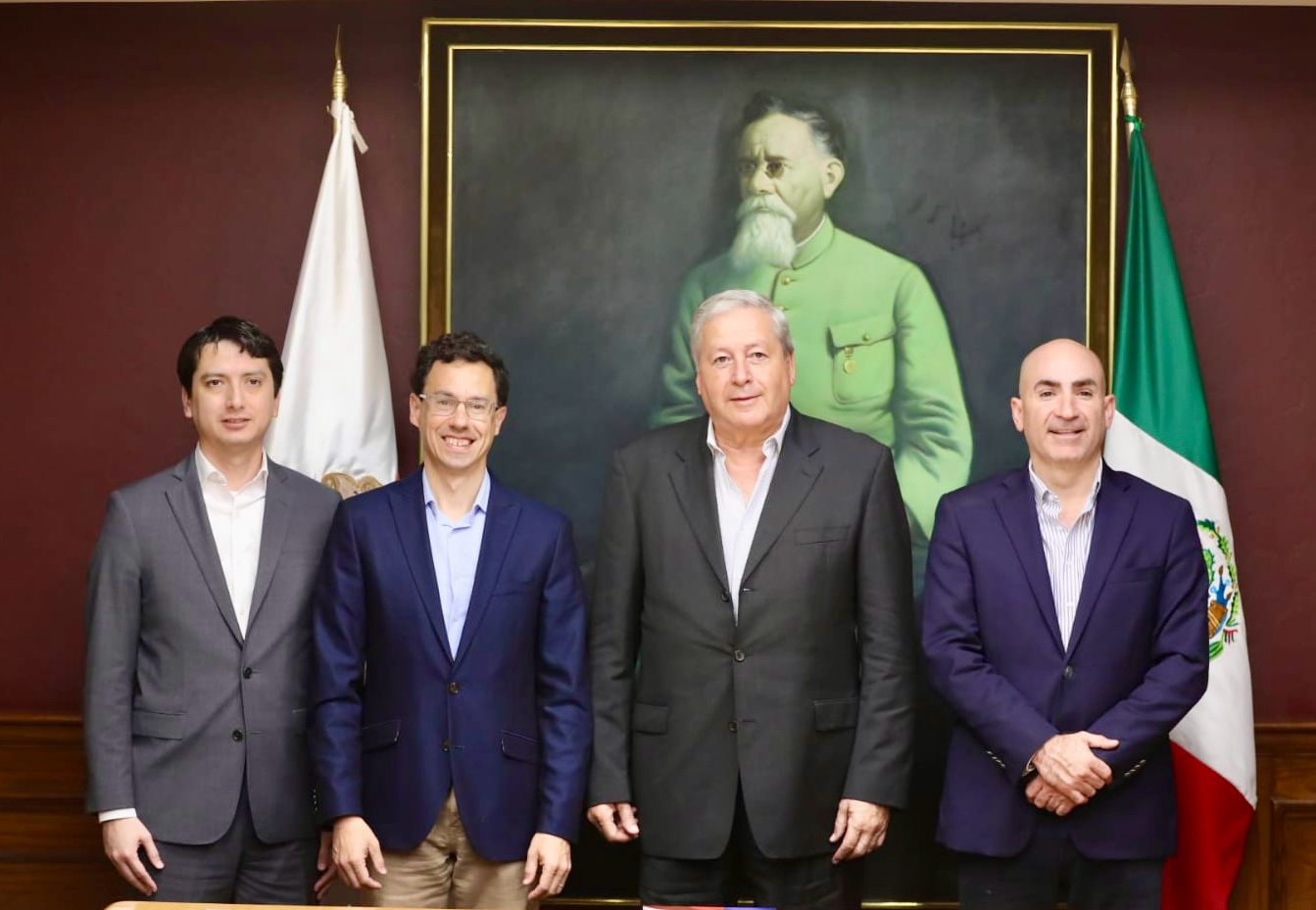 Fortalece Chema Fraustro relación con la Asociación de Negocios de Texas