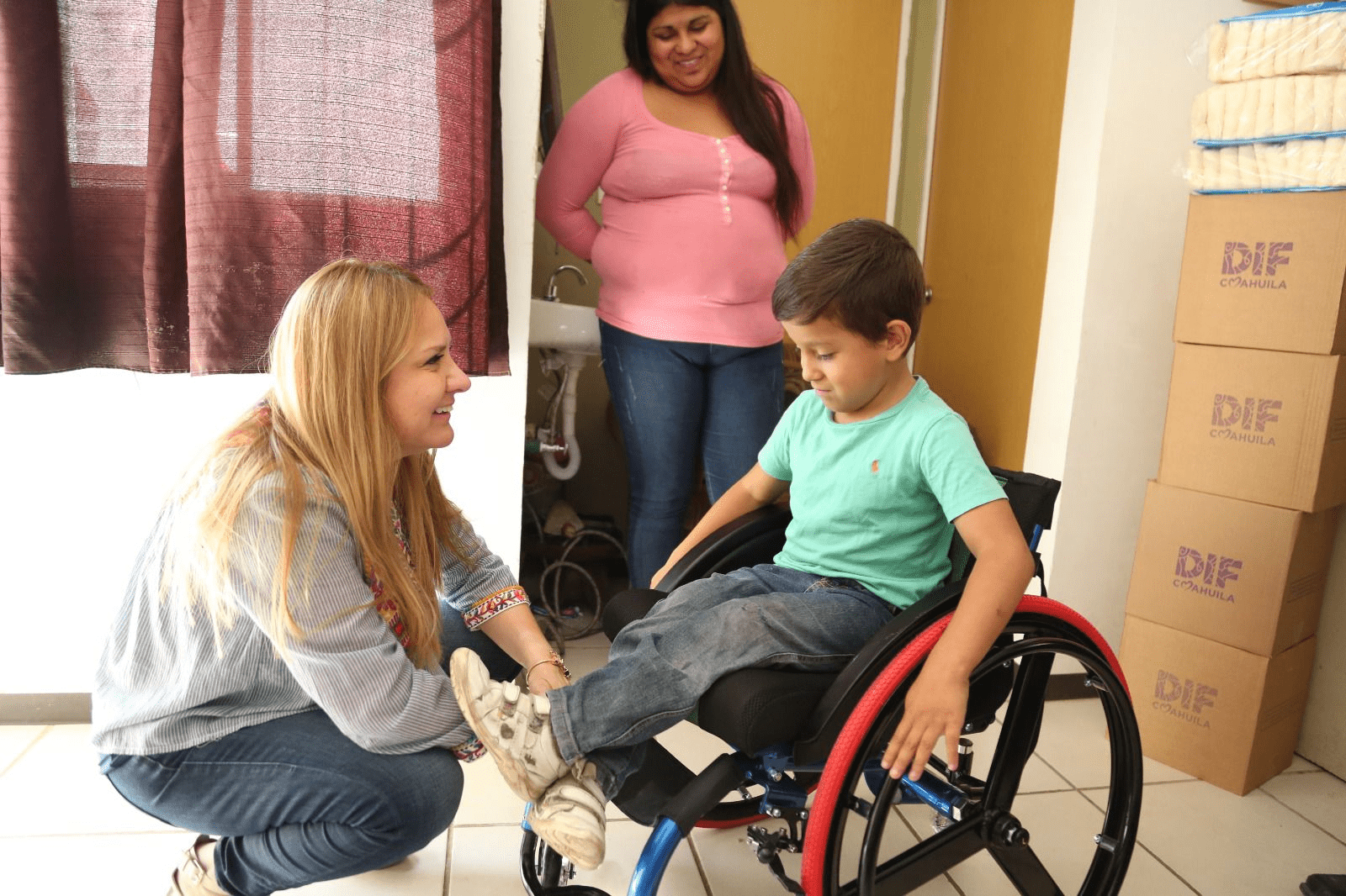 ATENDIÓ DIF COAHUILA 27 MIL SOLICITUDES DE APOYO: MARCELA GORGÓN