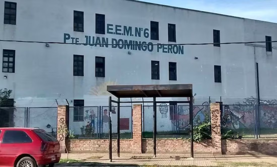 «¿Cómo m… sigue vivo si le corté la yugular?»; adolescentes apuñalan a compañero y lo echan a la basura