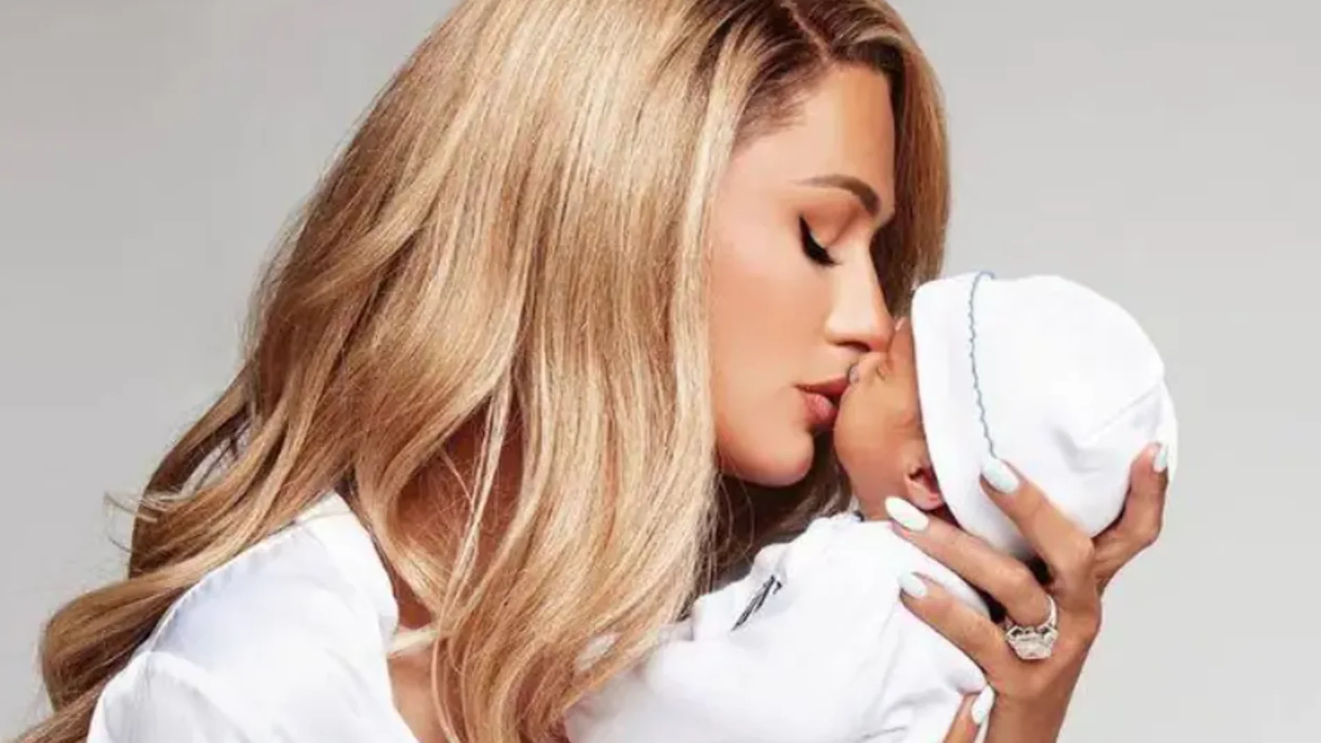 Paris Hilton rechazó 20 embriones congelados de niño antes del nacimiento de su segunda hija
