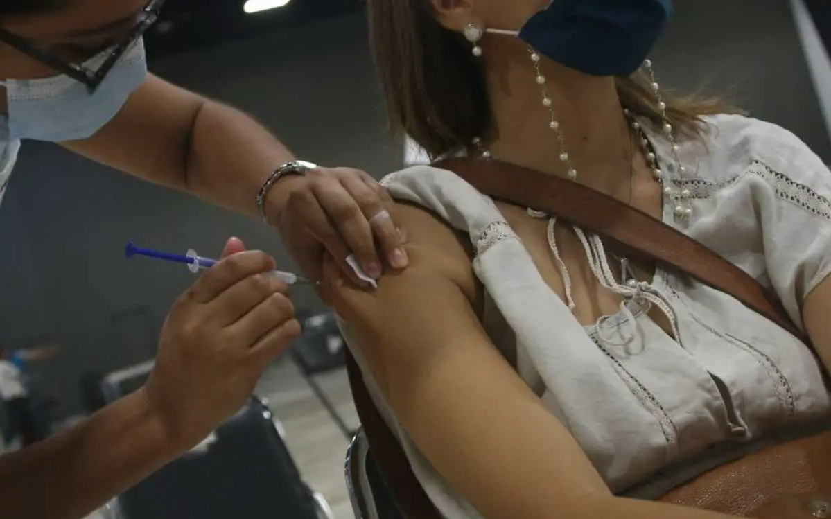 Vacuna Covid de Pfizer, desde 848 pesos este miércoles en farmacia de México