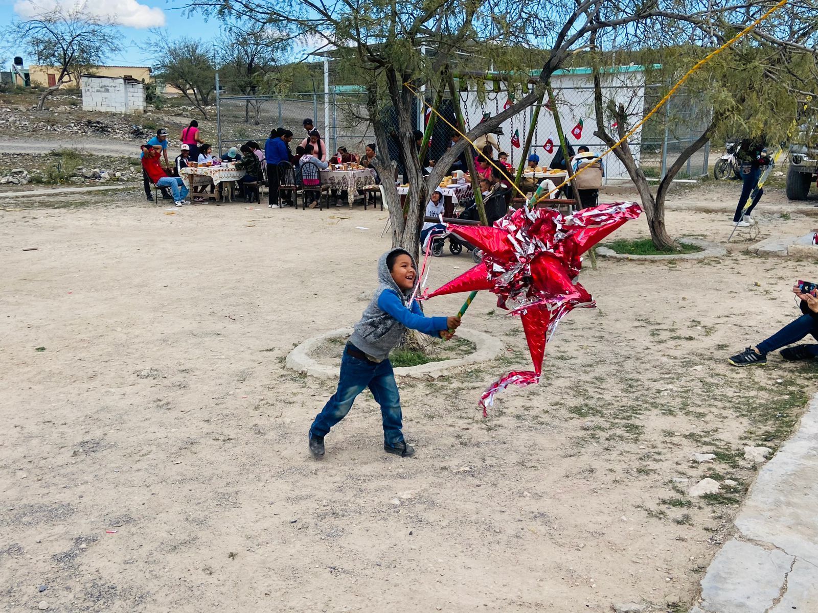 Festeja Cuatro Ciénegas con familias del campo