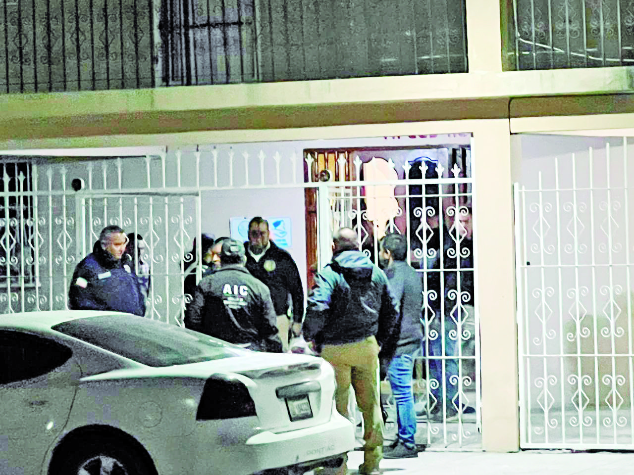Encarcelan a dos por asesinato en anexo