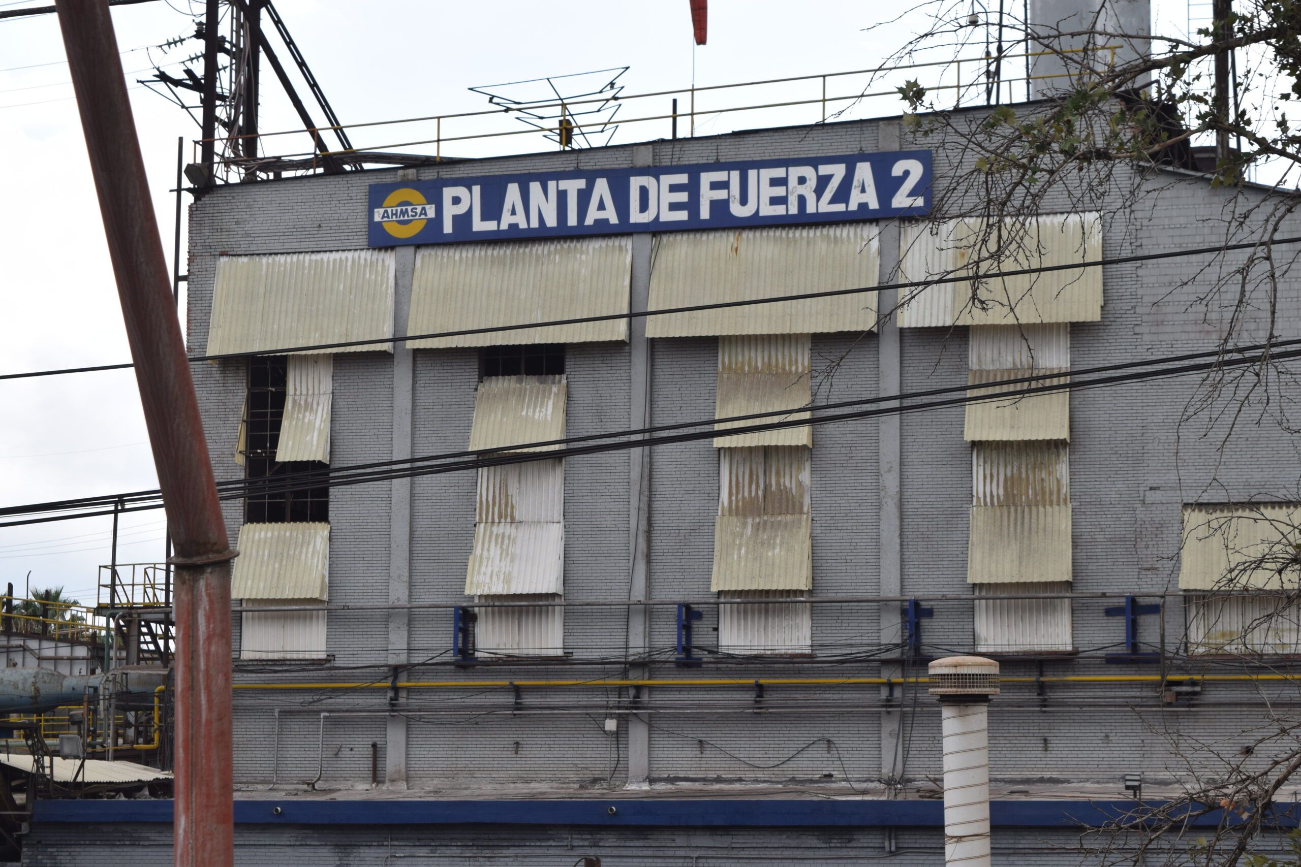 Pide Juez a Altos Hornos confirmar si ya tiene luz