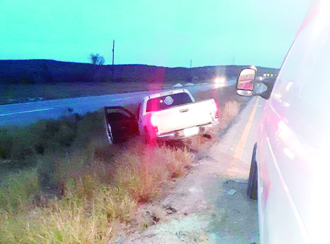 Vuelca texano sobre Carretera Federal 57