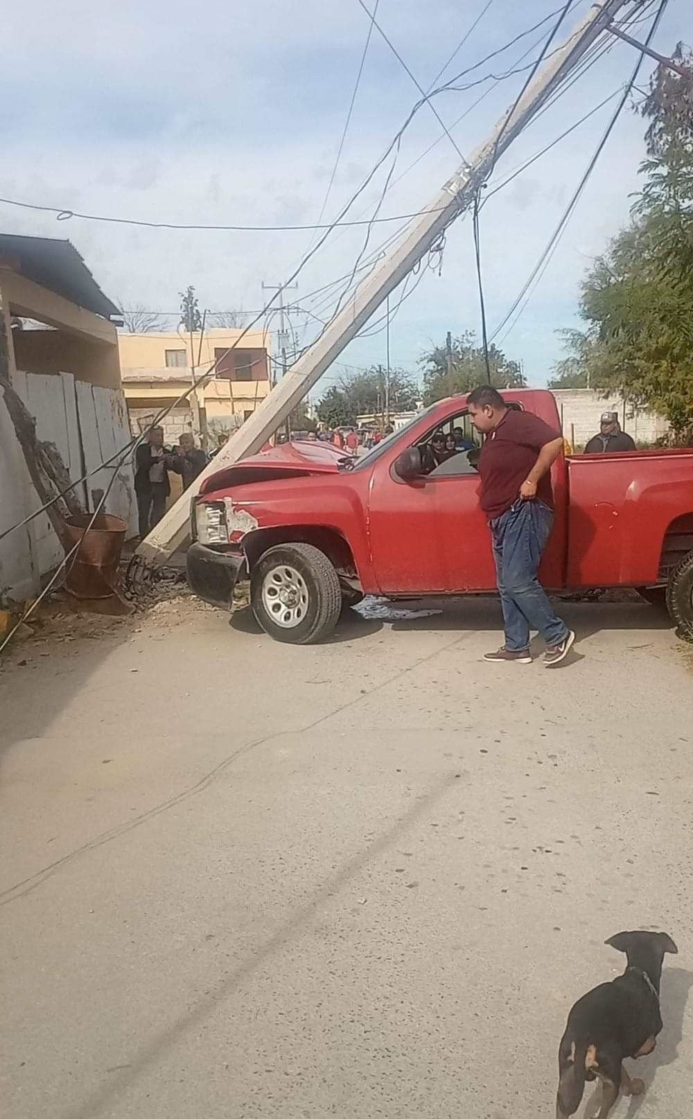 Cafre deja sin luz a vecinos de Estancias