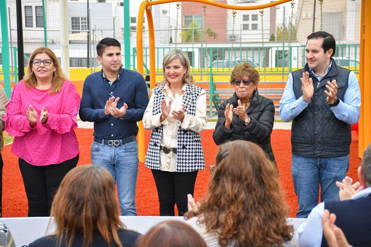 Recuperan plaza en la colonia Guillén