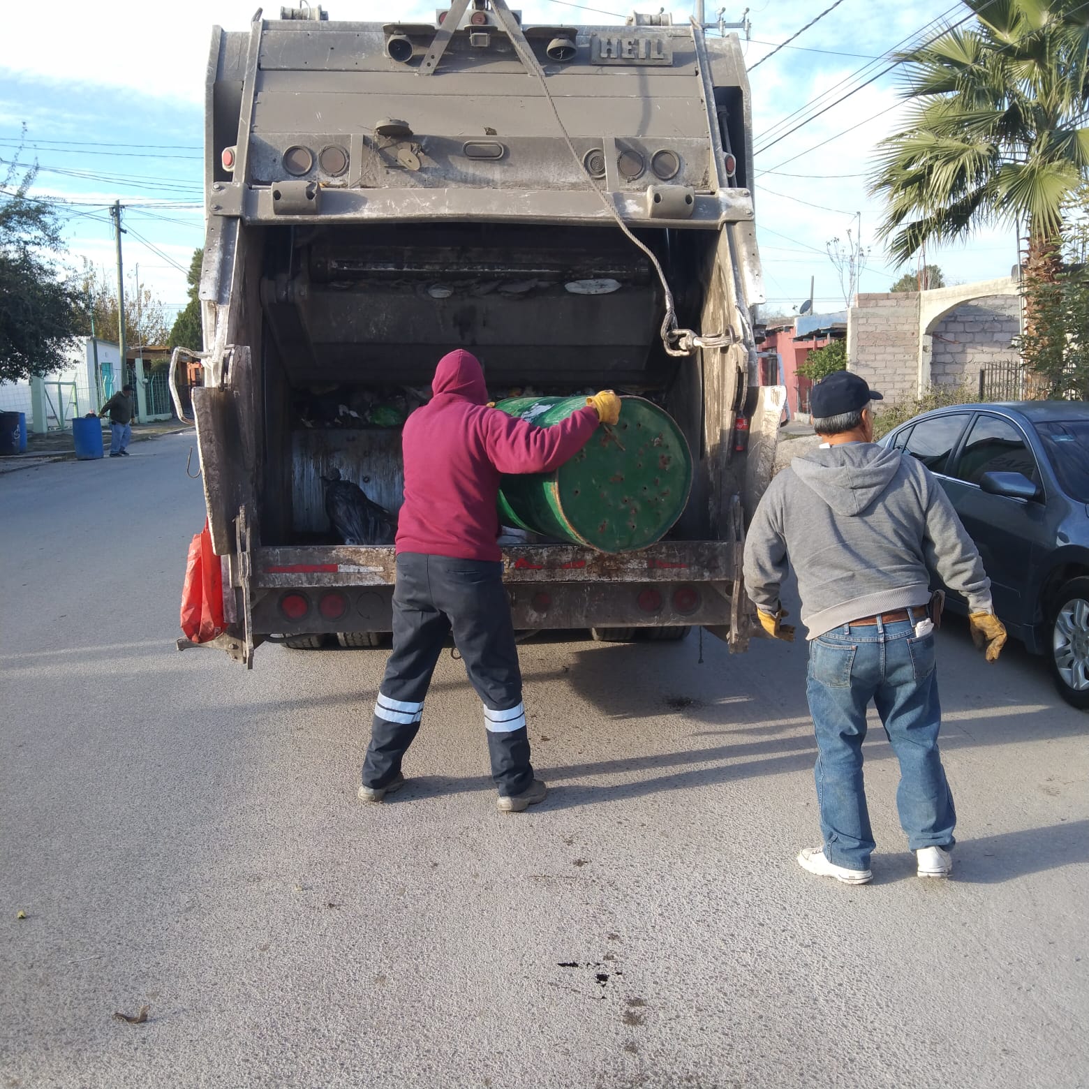 Refuerzan en Sabinas recolección de basura