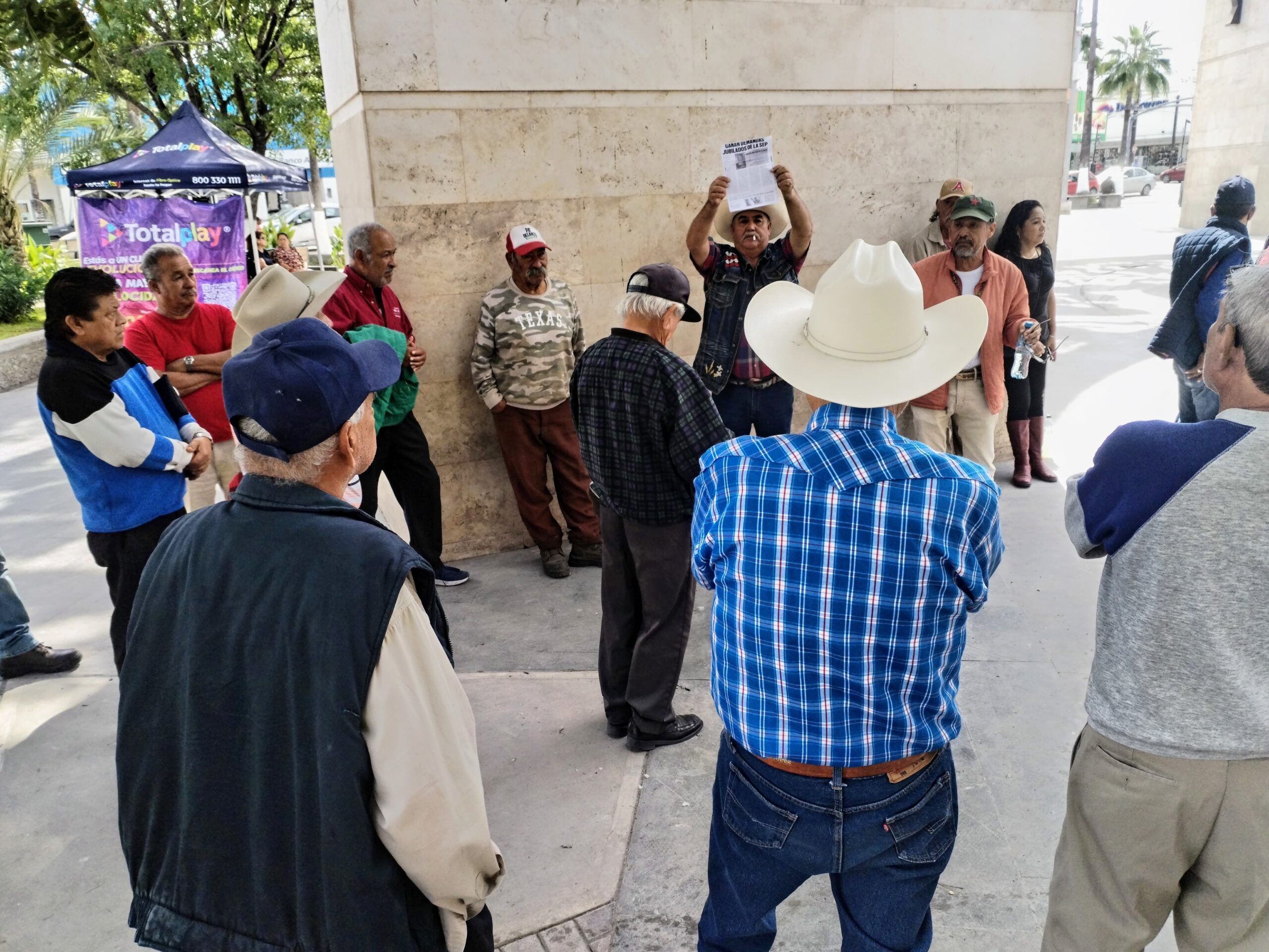 Esperan aumenten 12% minipensiones