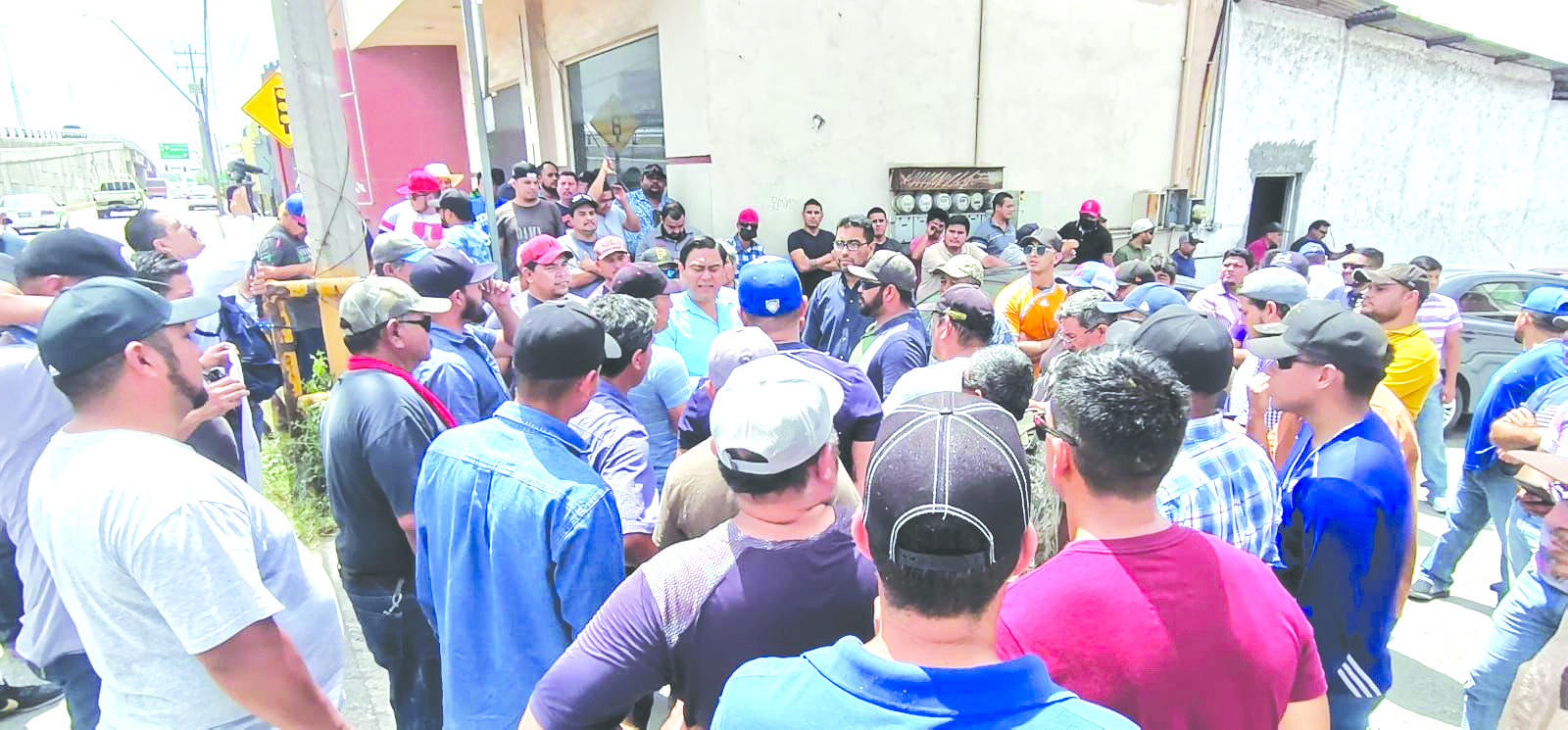 Reajusta AHMSA 120 de confianza