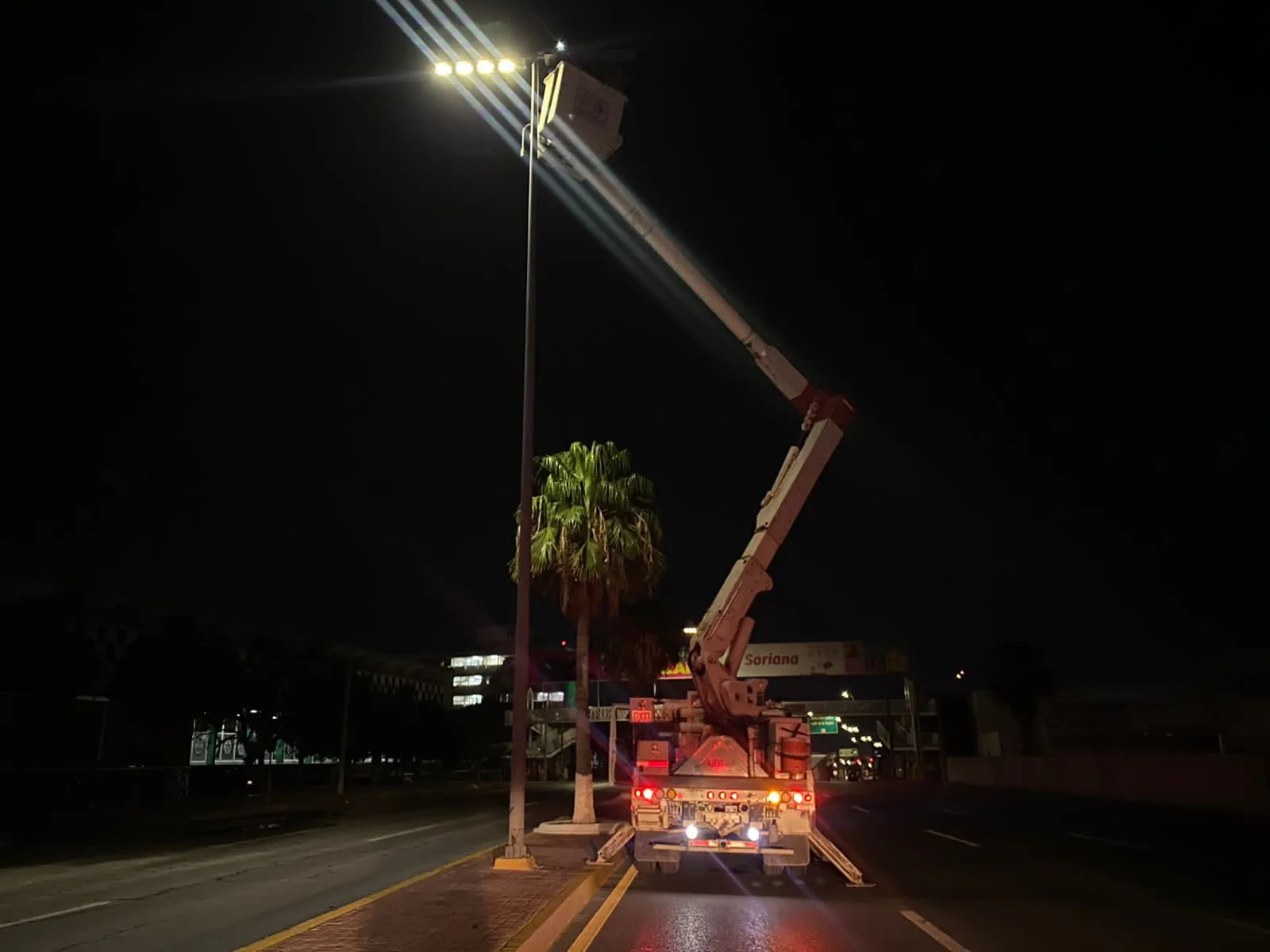 Destaca alumbrado de Monclova en encuesta