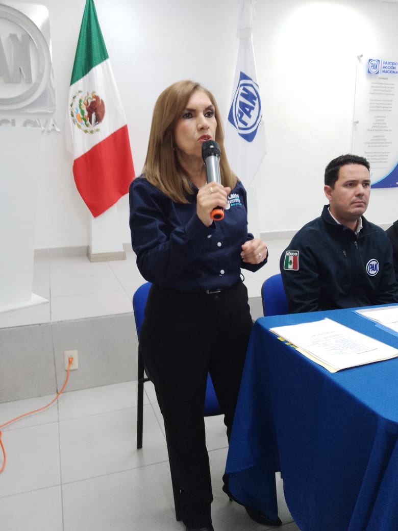 Asume nuevo Consejo Directivo del albiazul